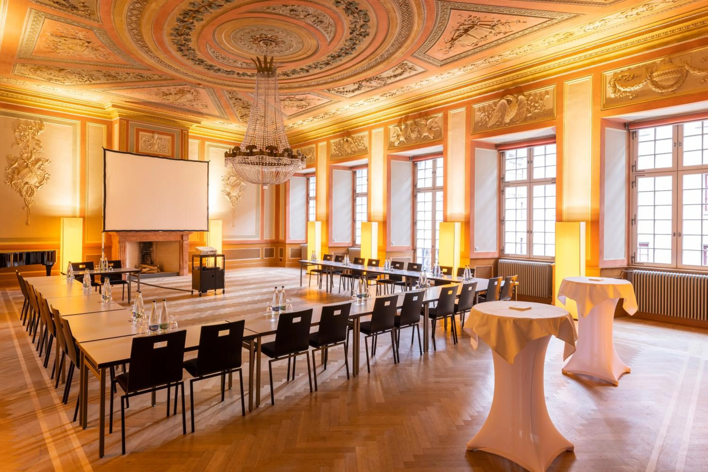 Restaurant/places to eat in Boutique-Hotel Rüden