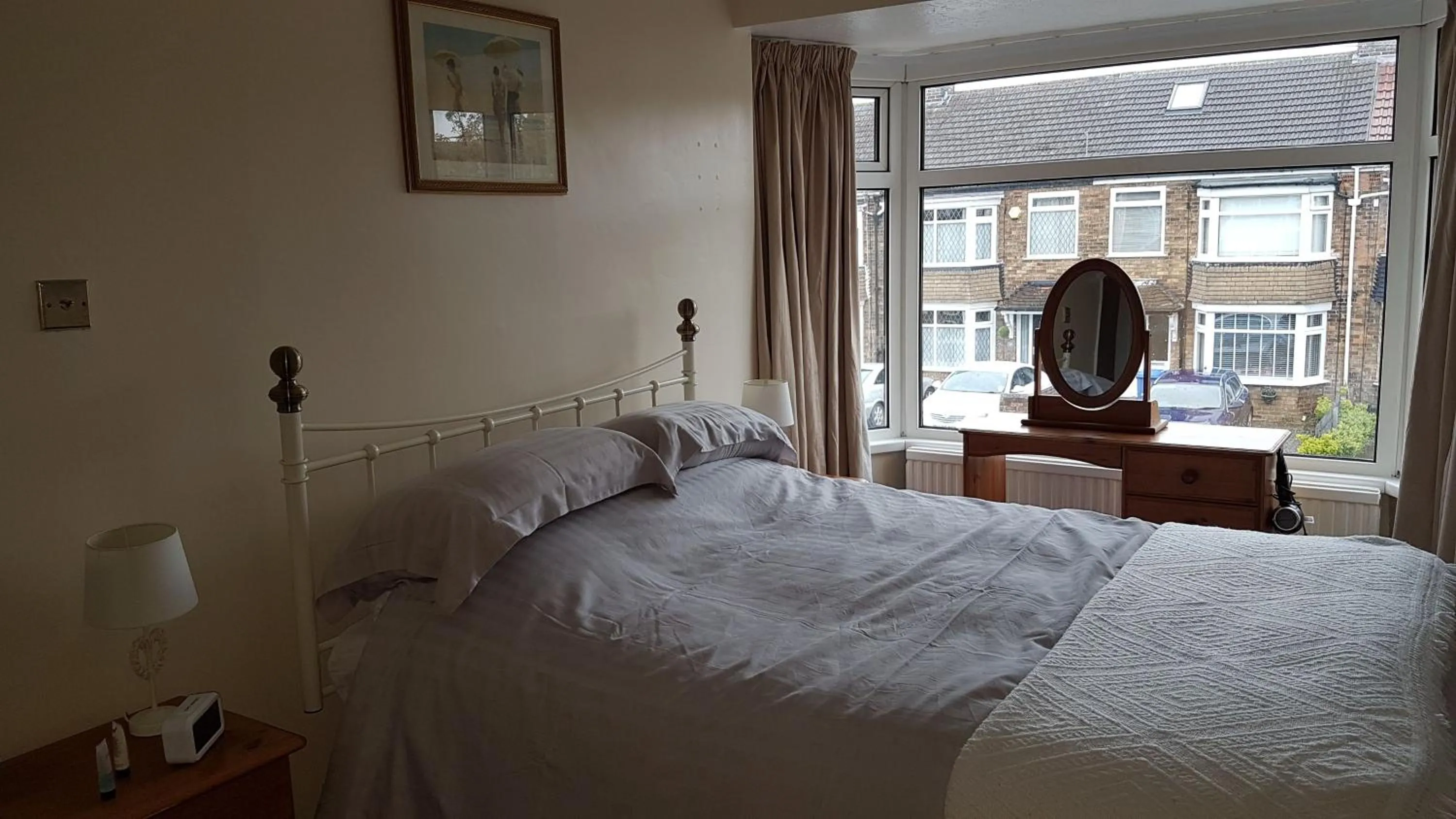 Bed in Beverley East Townhouse Free Parking