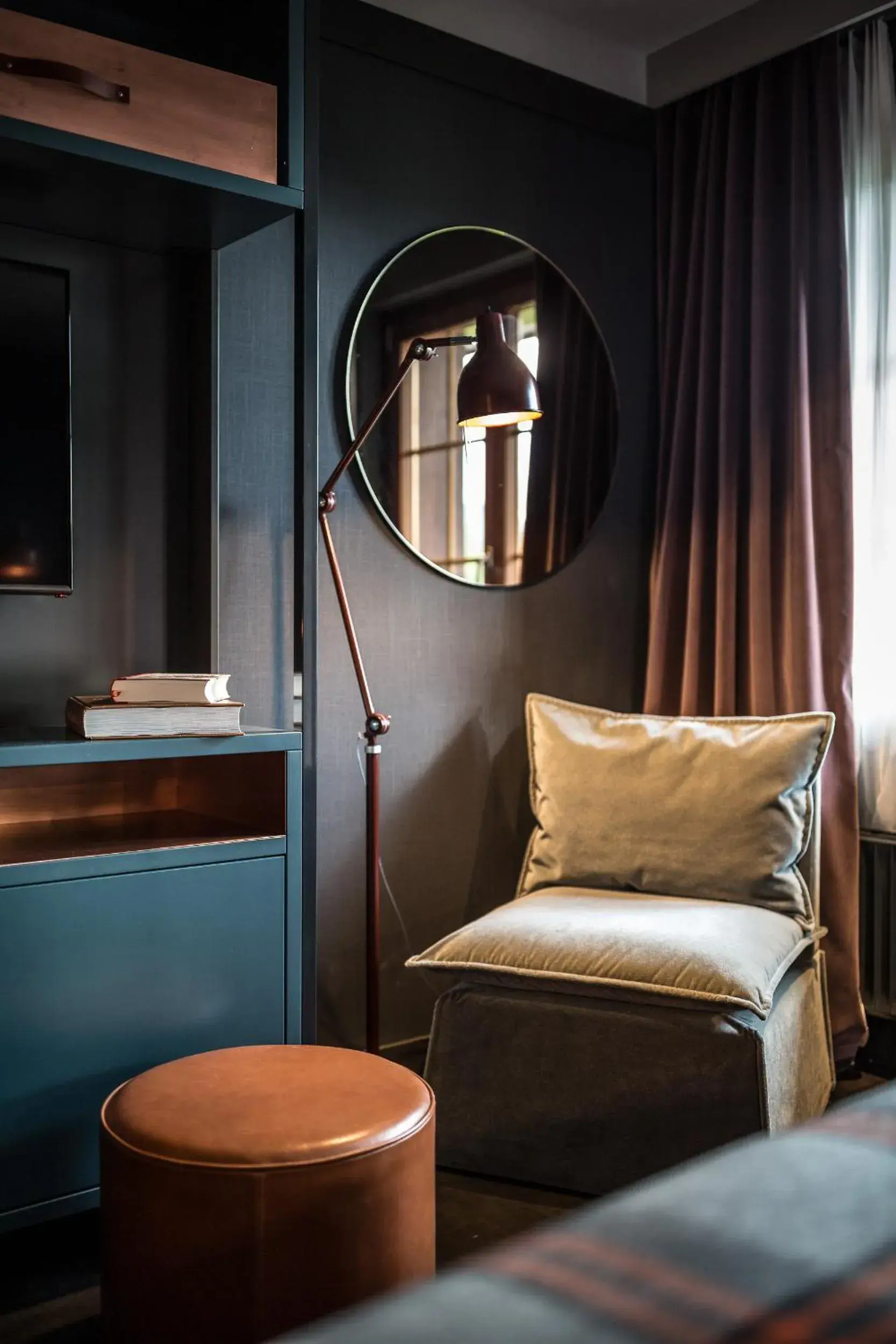 Decorative detail, Bed in HUUS Gstaad Decorative detail, Bed in HUUS Gstaad