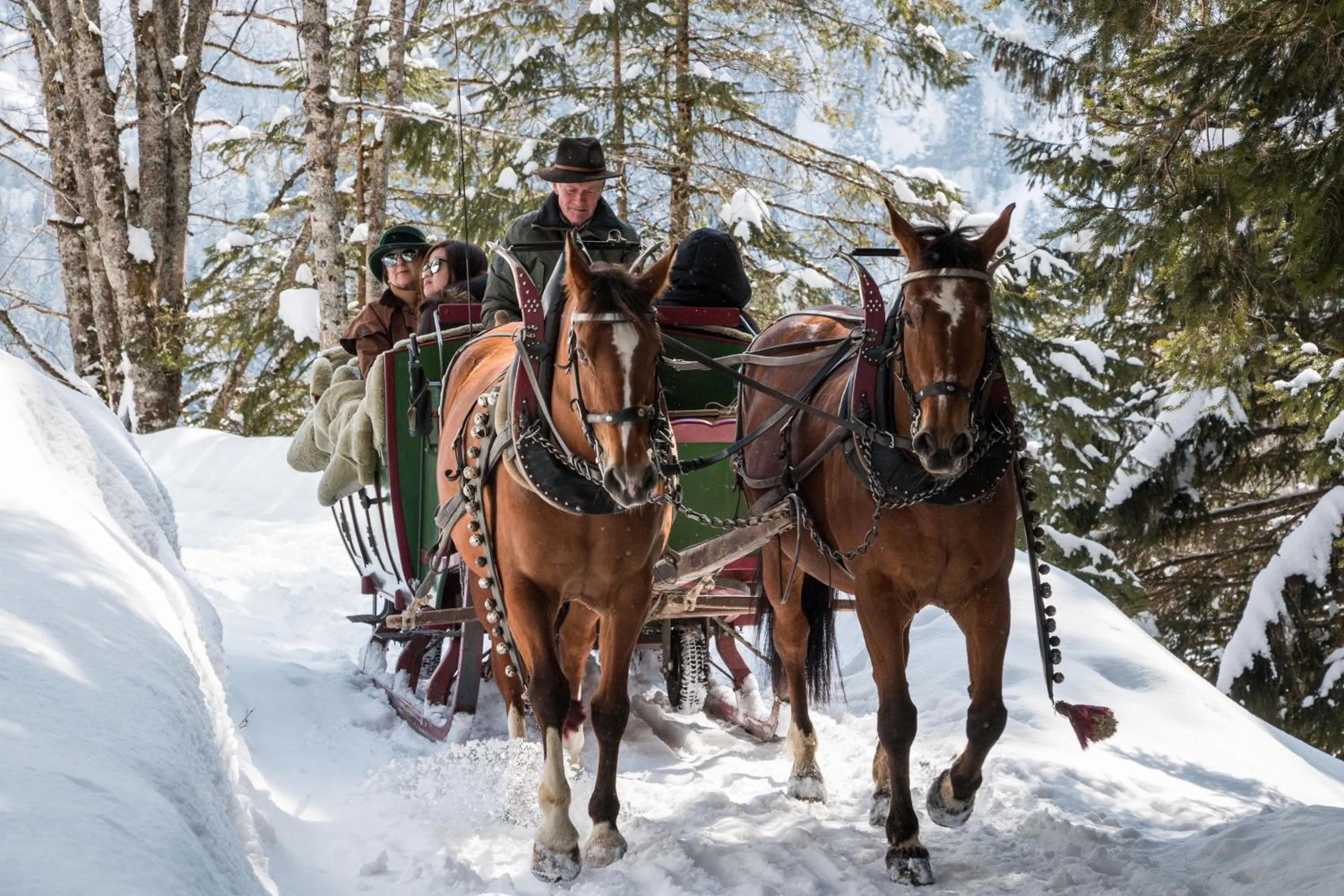 Horse-riding in HUUS Gstaad