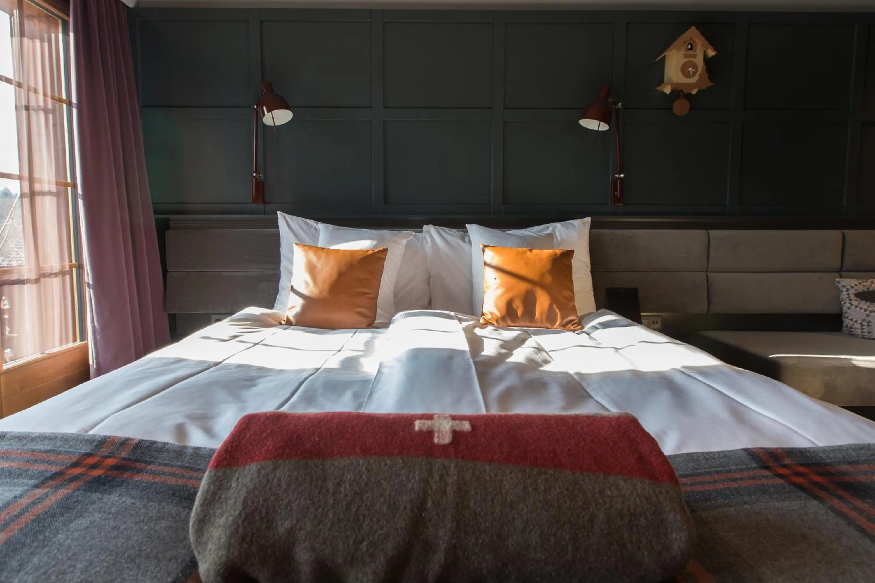 Bathroom, Bed in HUUS Gstaad