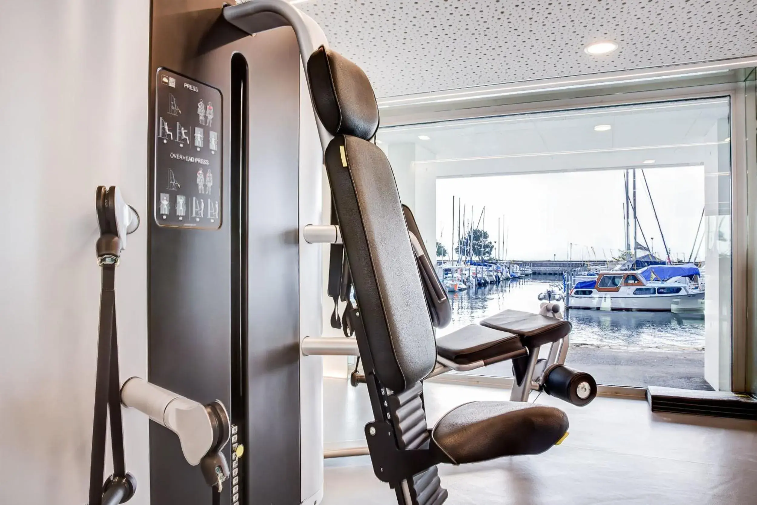 Fitness centre/facilities in Hotel Beaulac Fitness centre/facilities in Hotel Beaulac