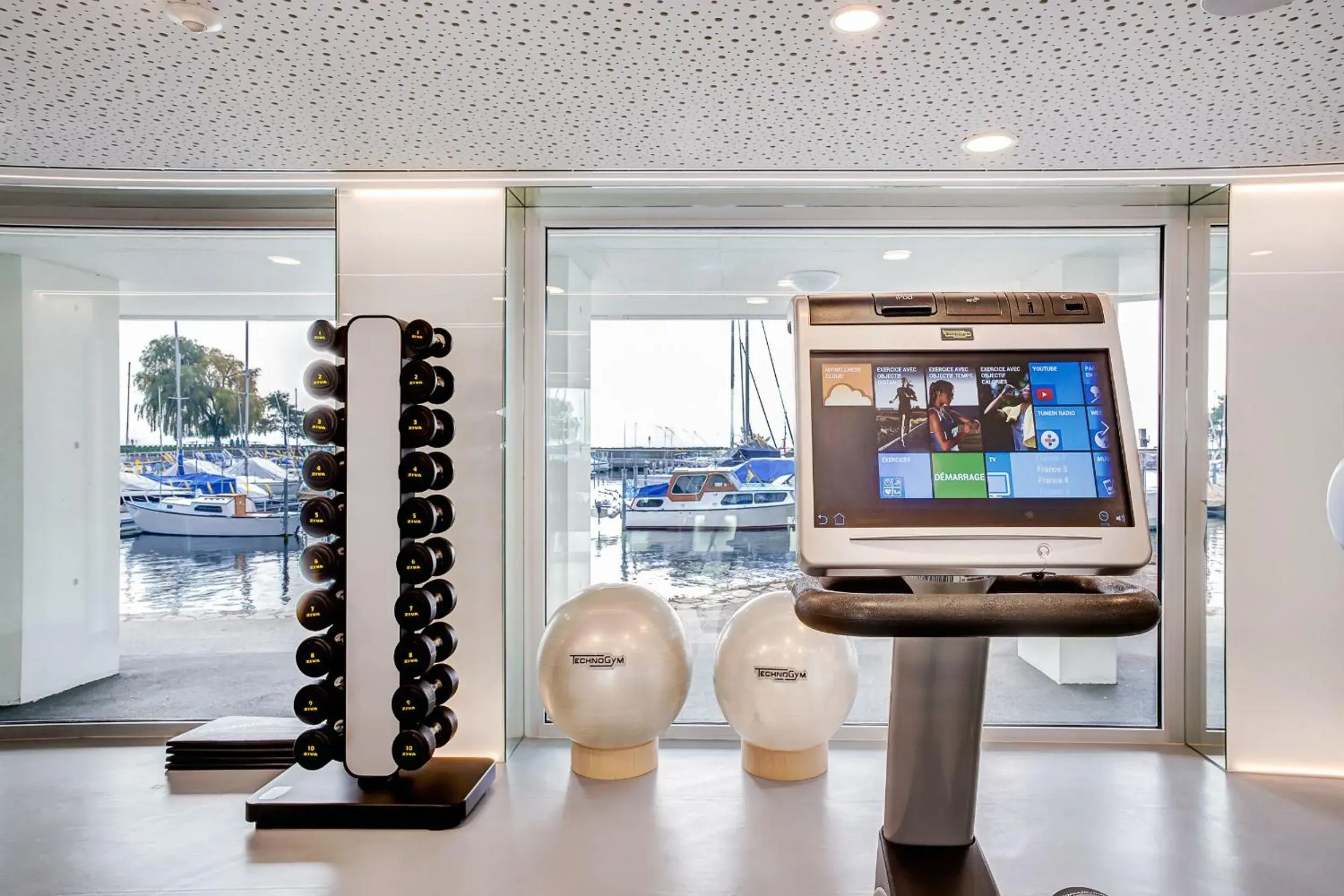 Fitness centre/facilities in Hotel Beaulac Fitness centre/facilities in Hotel Beaulac
