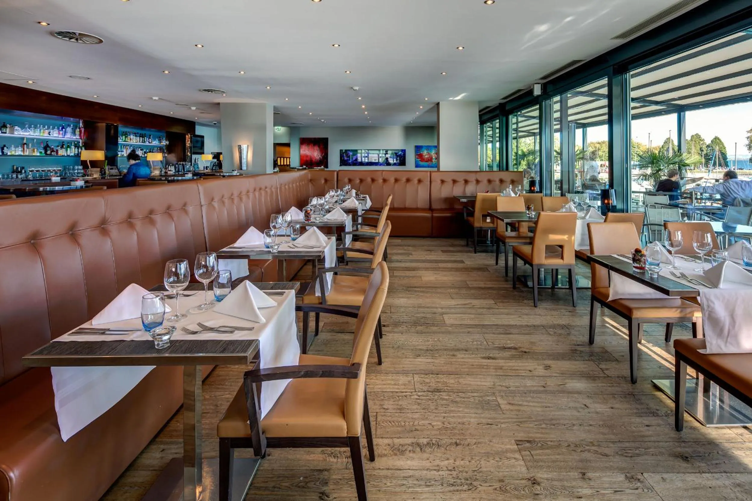 Restaurant/places to eat in Hotel Beaulac