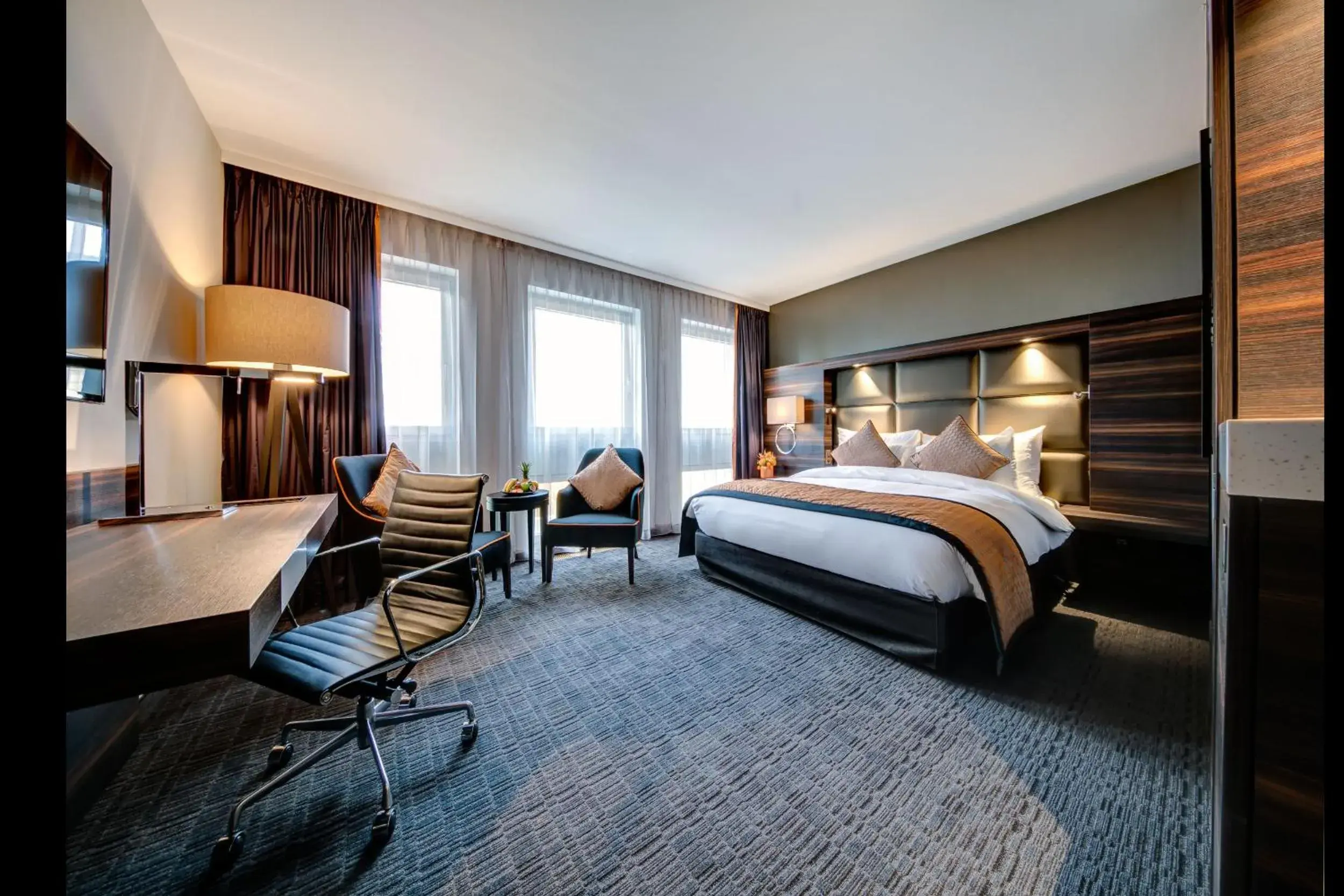 Bedroom, Bed in Hotel Beaulac Bedroom, Bed in Hotel Beaulac