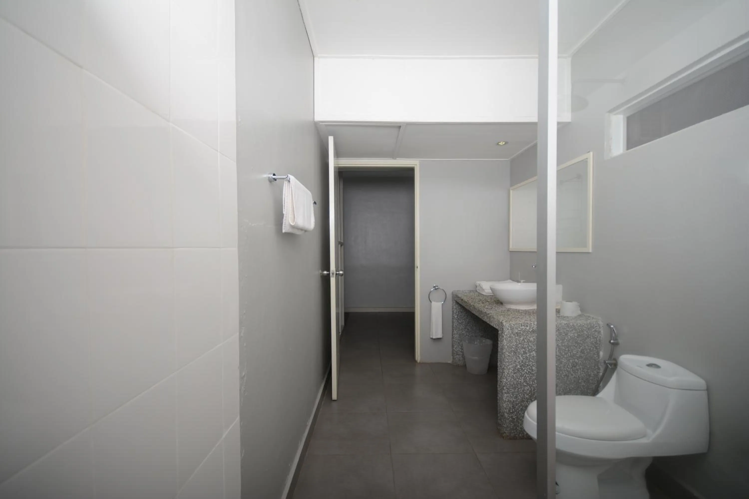 Bathroom in La Pari-Pari