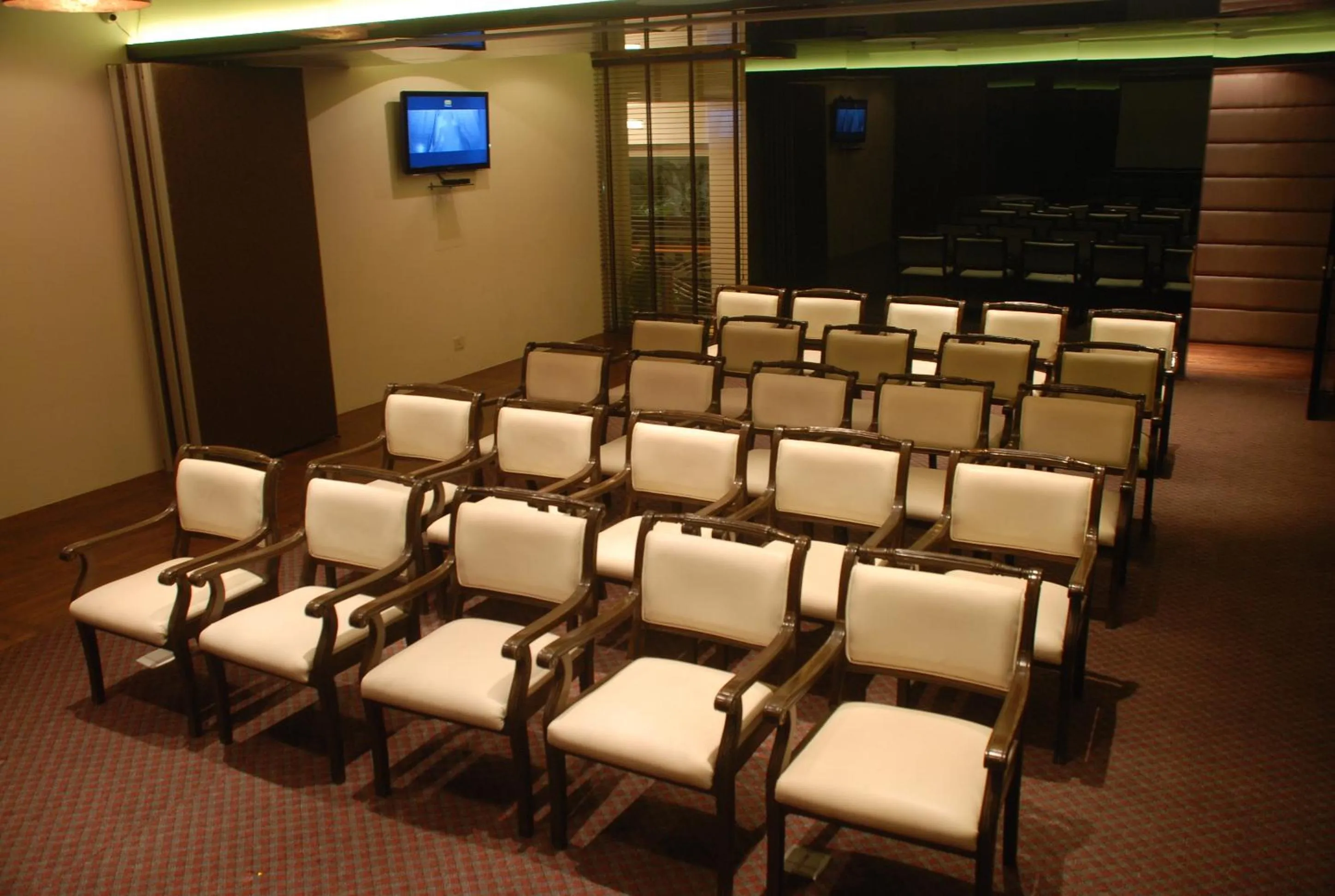 Business facilities in The Maya Hotel