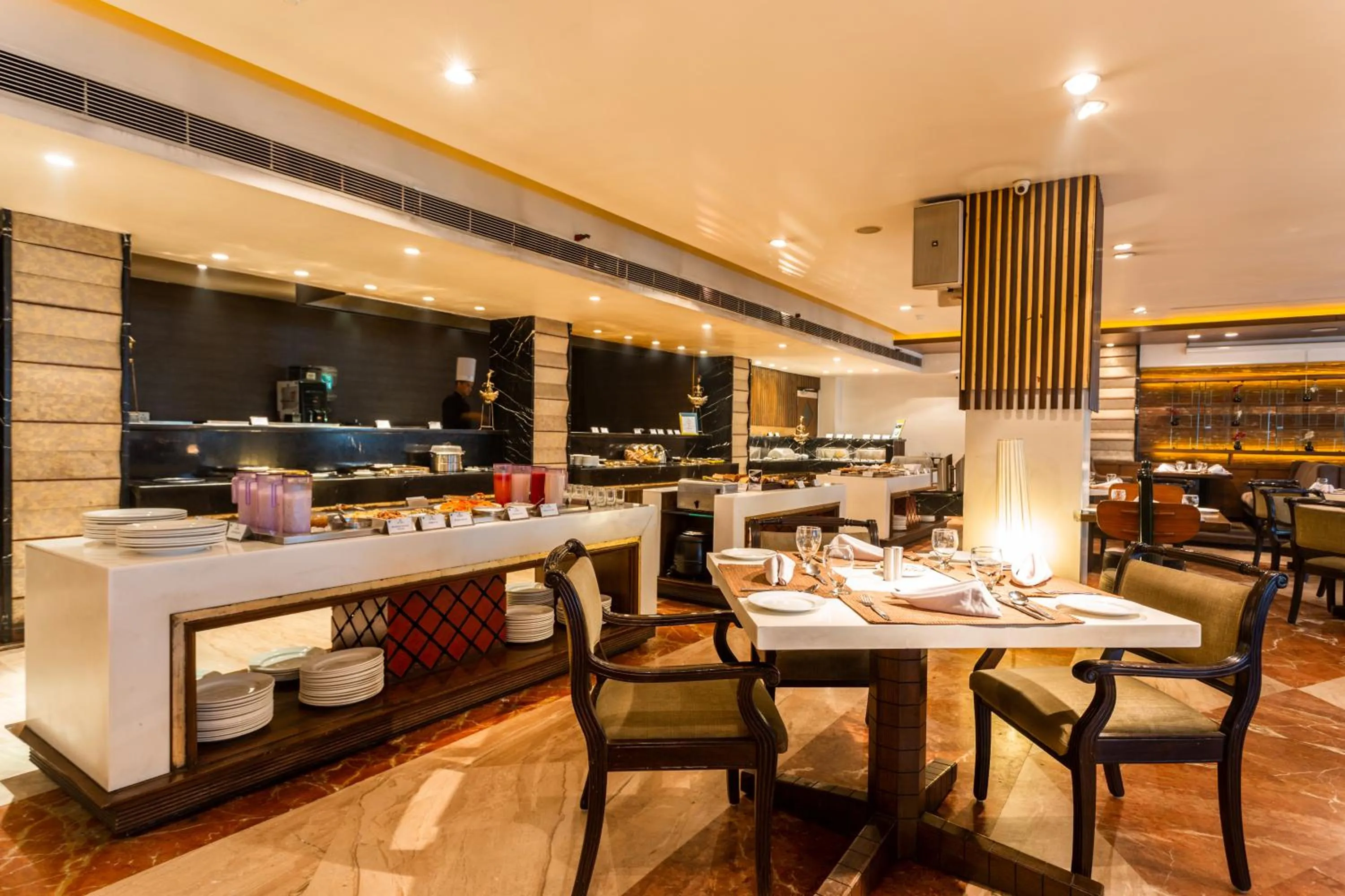 Restaurant/places to eat in The Maya Hotel