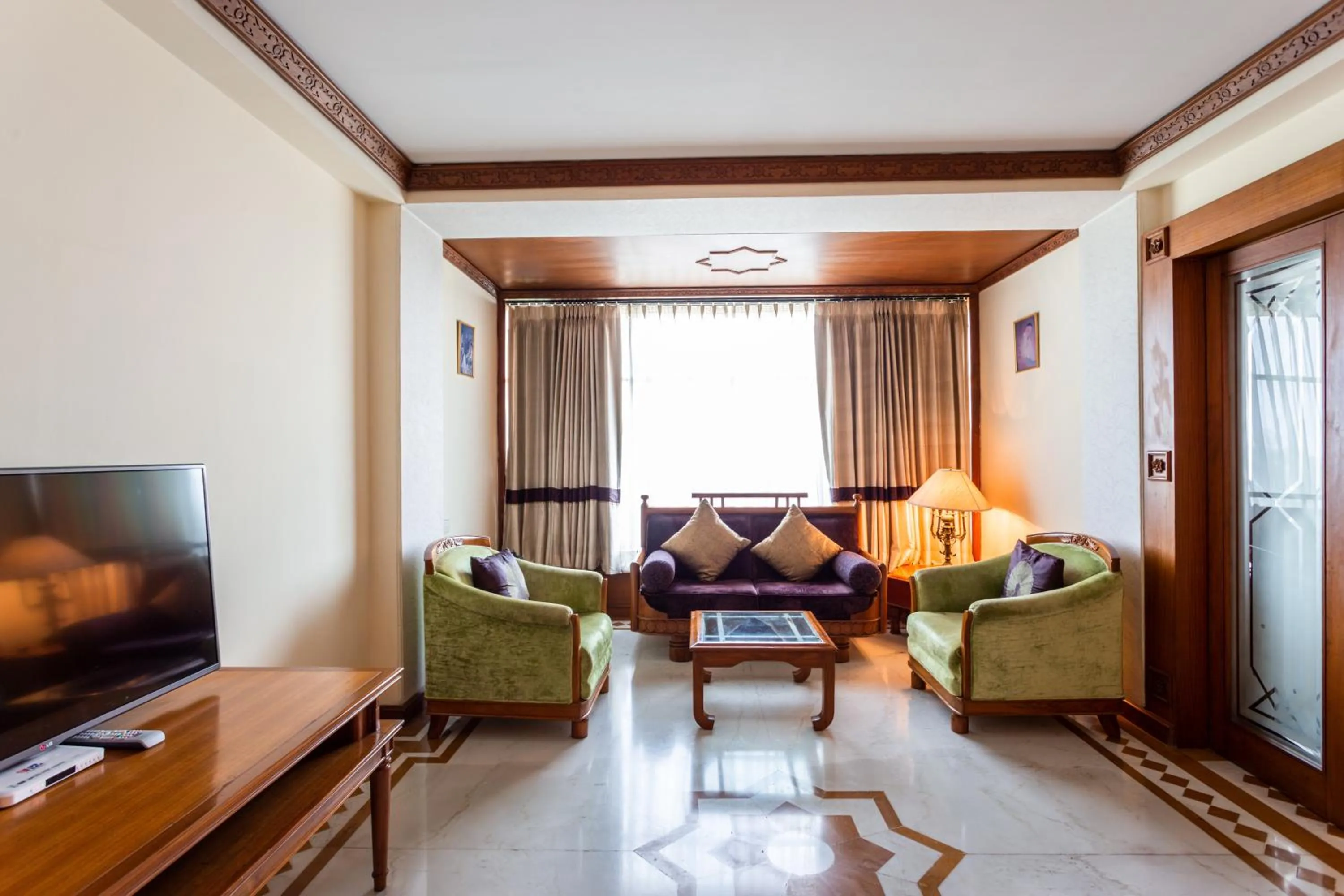 TV and multimedia in The Maya Hotel