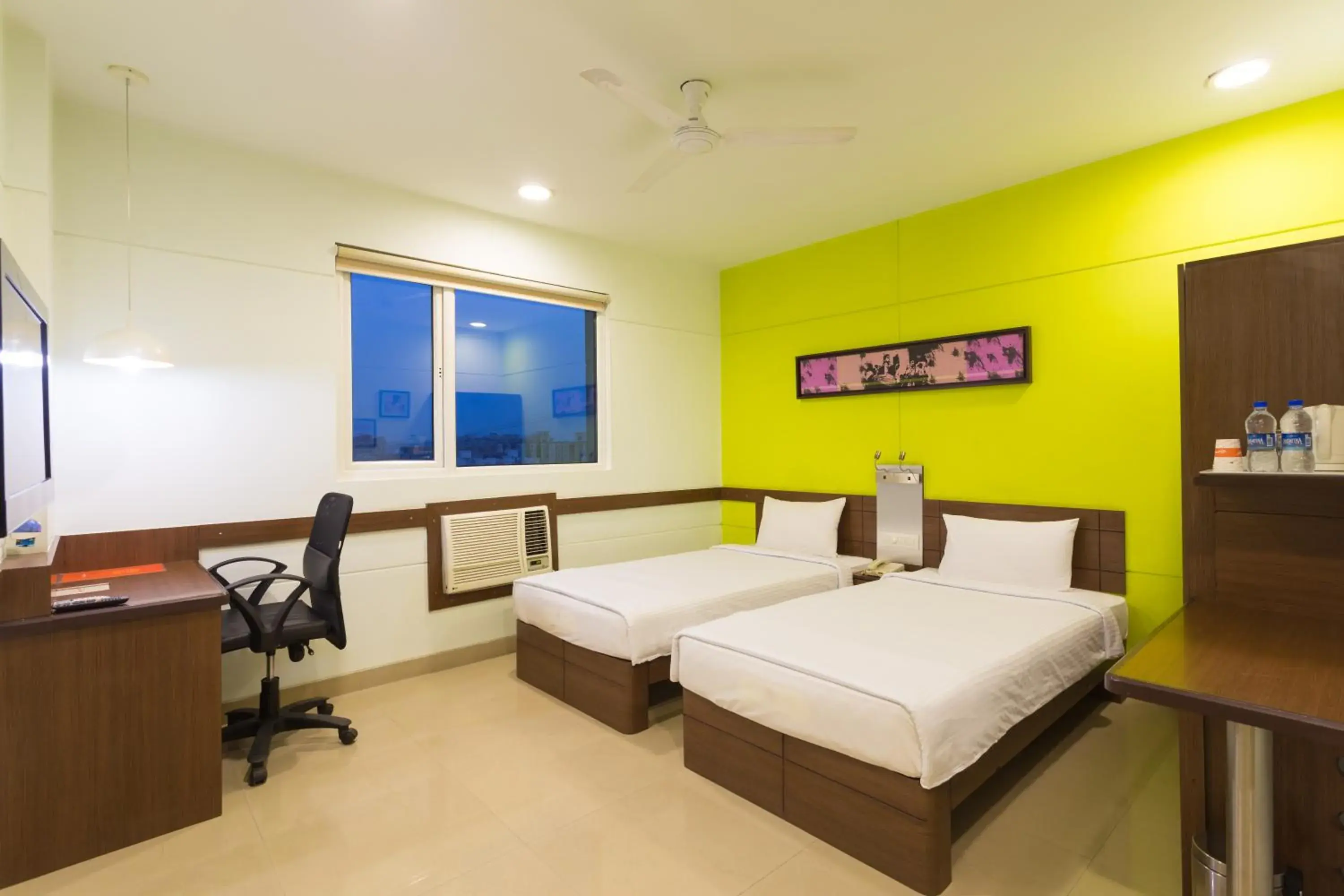 Twin Room - single occupancy in Ginger Noida 63 Twin Room - single occupancy in Ginger Noida 63