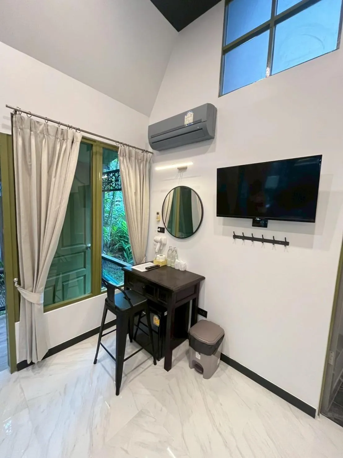 TV and multimedia in Pai Panalee The Nature Boutique Hotel