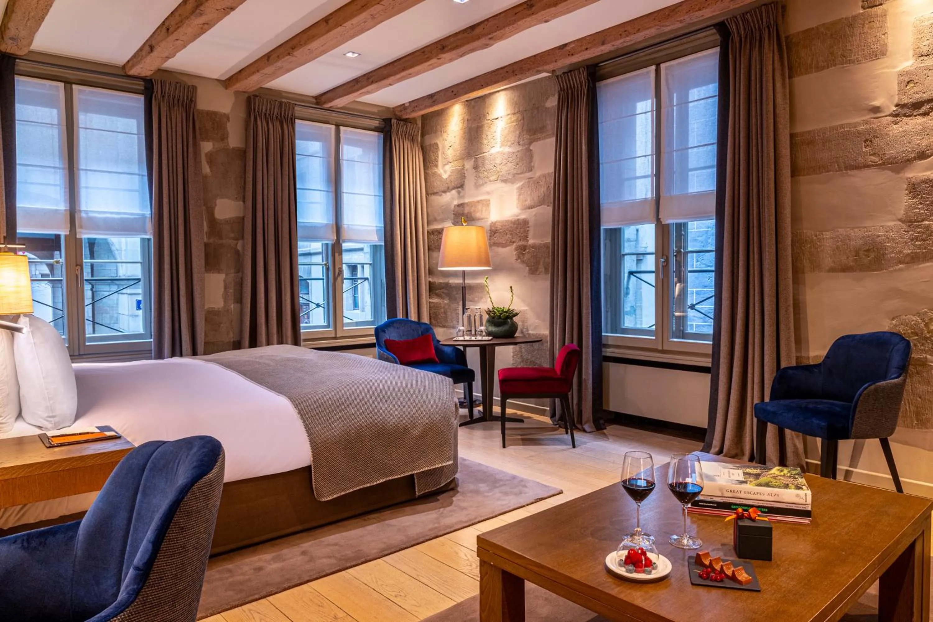 Photo of the whole room, Bed in Hôtel Les Armures