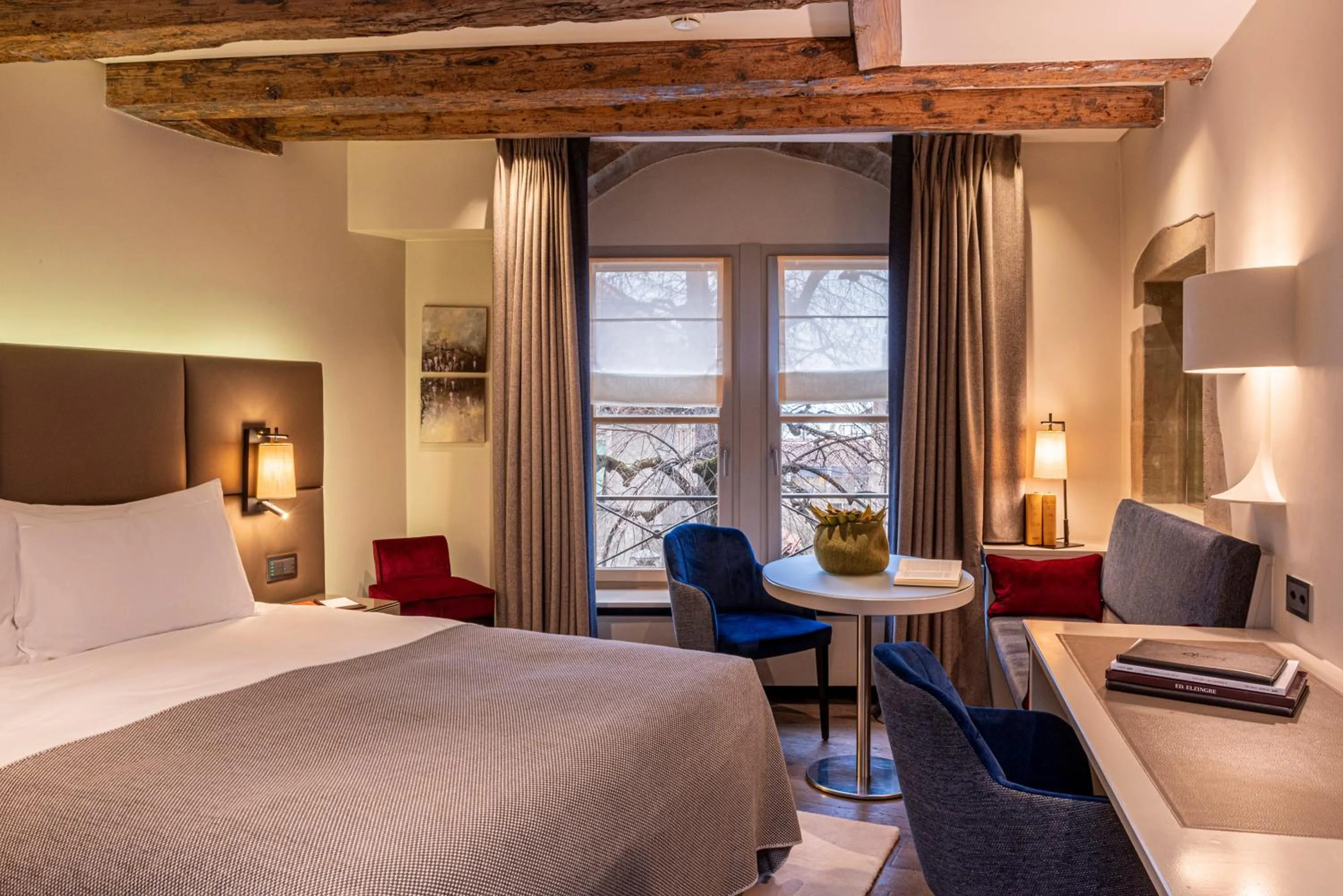 Photo of the whole room, Bed in Hôtel Les Armures