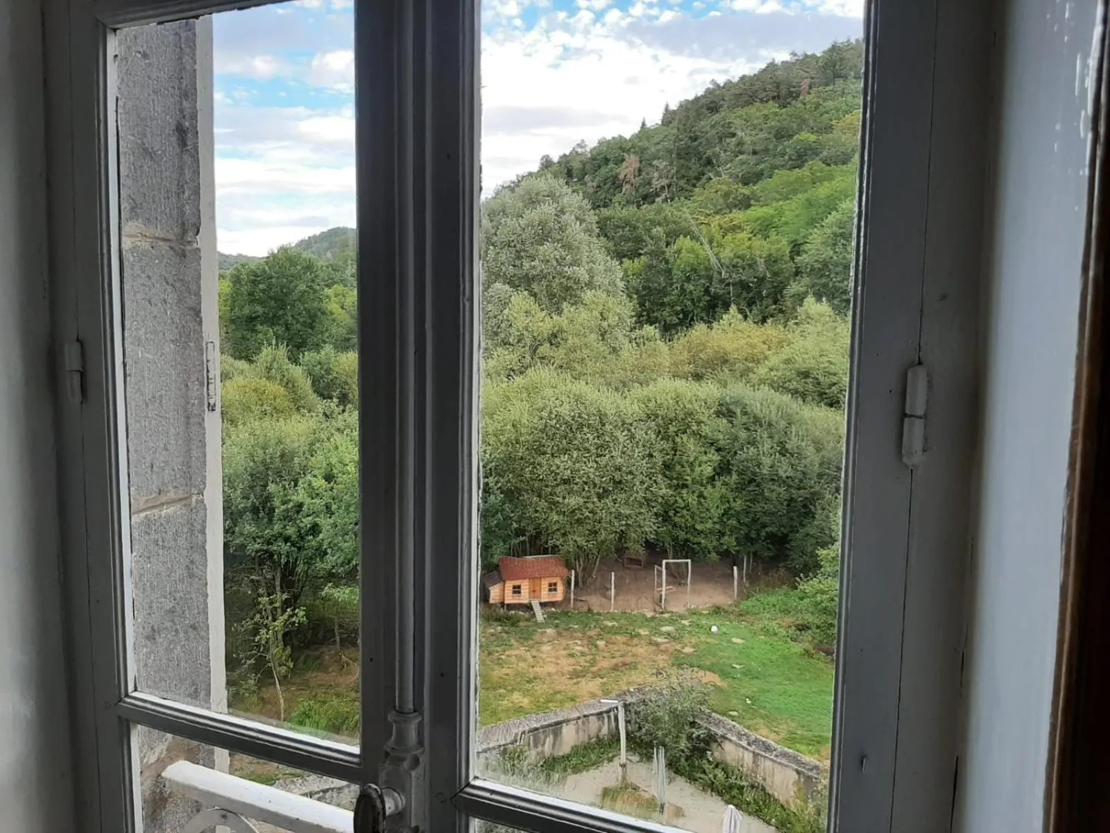 Property building in Villa Guillaumette