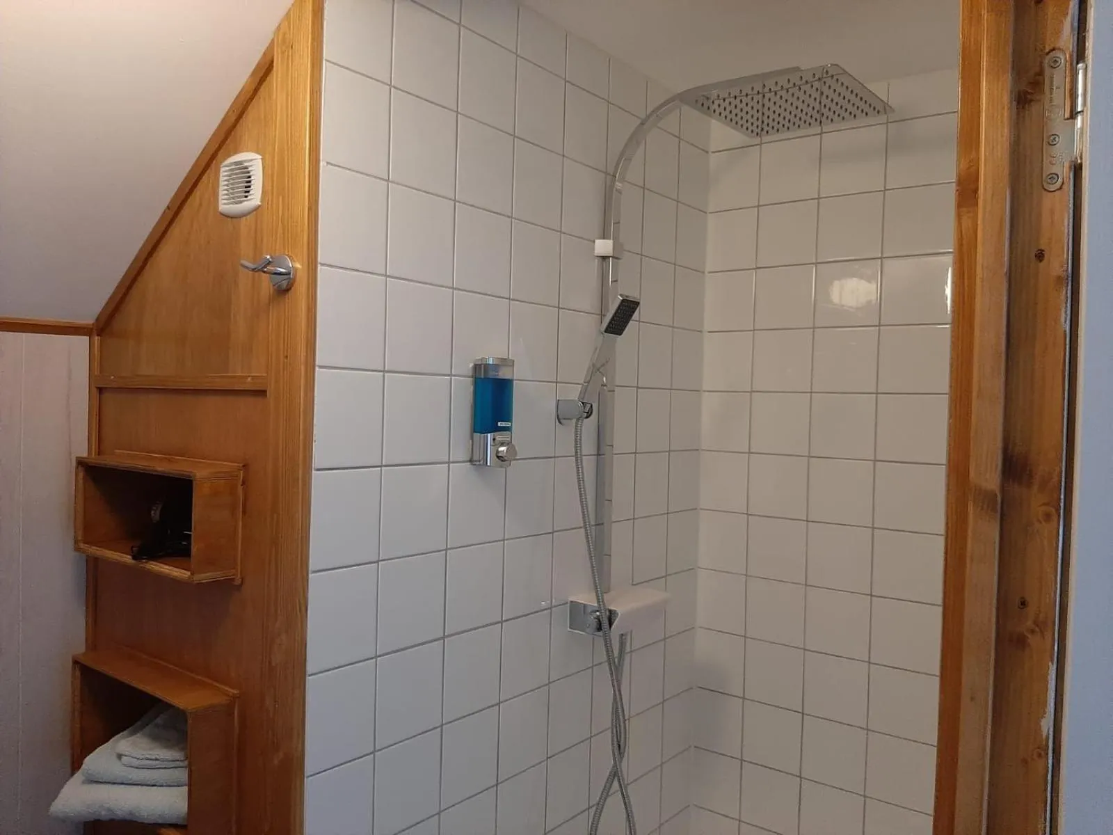 Shower, Bathroom in Villa Guillaumette