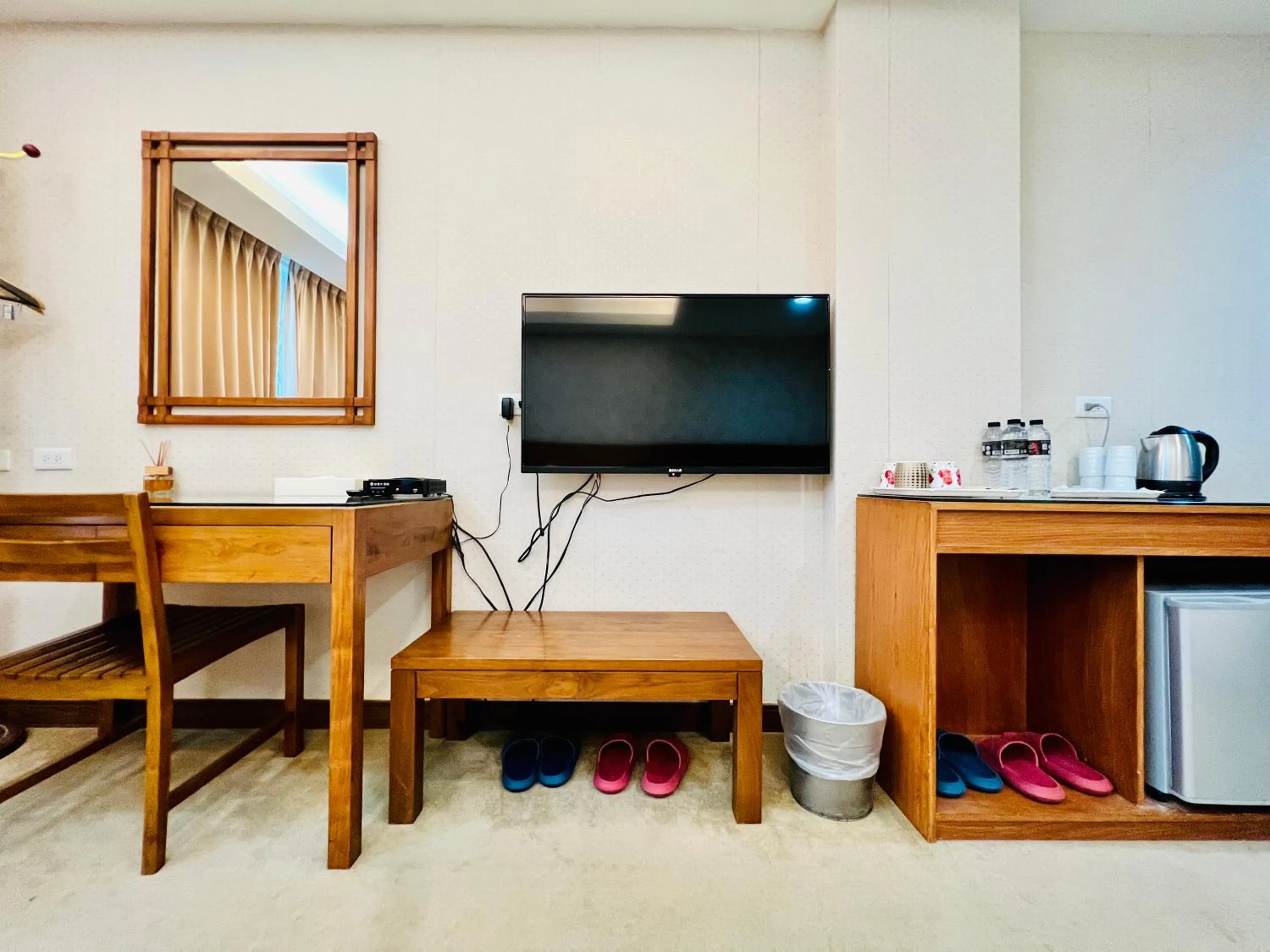 TV and multimedia in Mucha Boutique Hotel