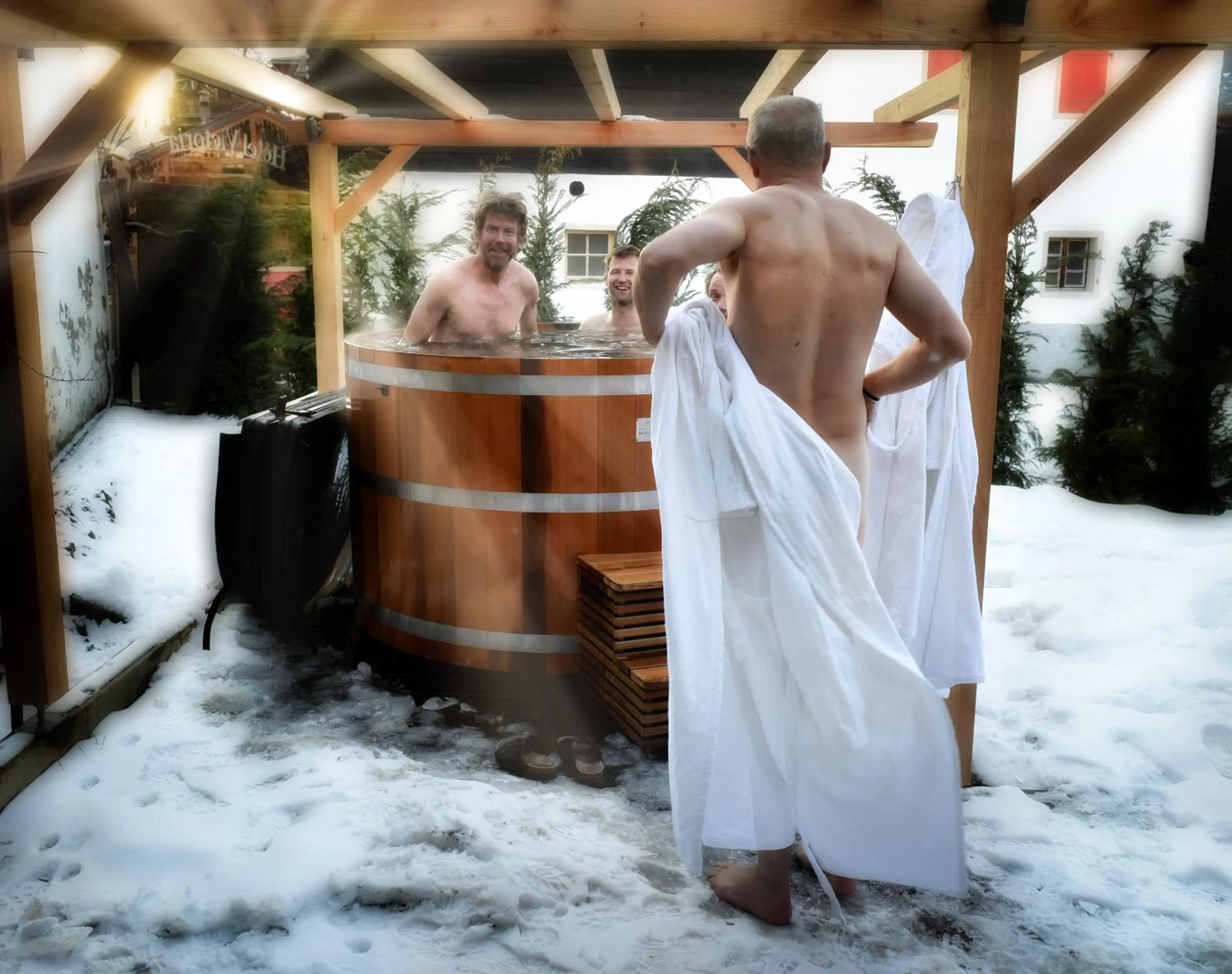 Open Air Bath in Victoria Retreat