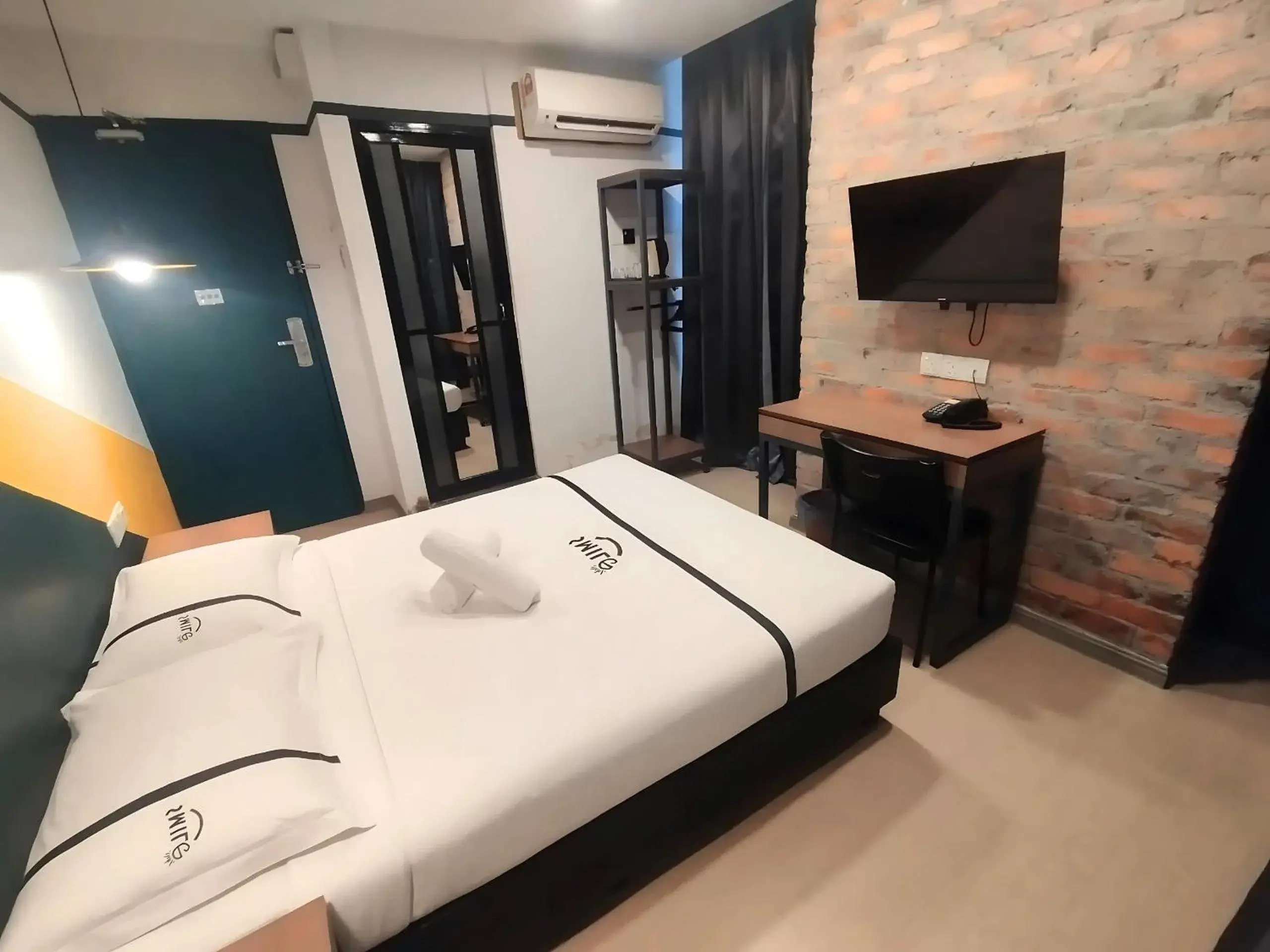 Deluxe Room in Smile Hotel C180 Cheras Selatan Deluxe Room in Smile Hotel C180 Cheras Selatan