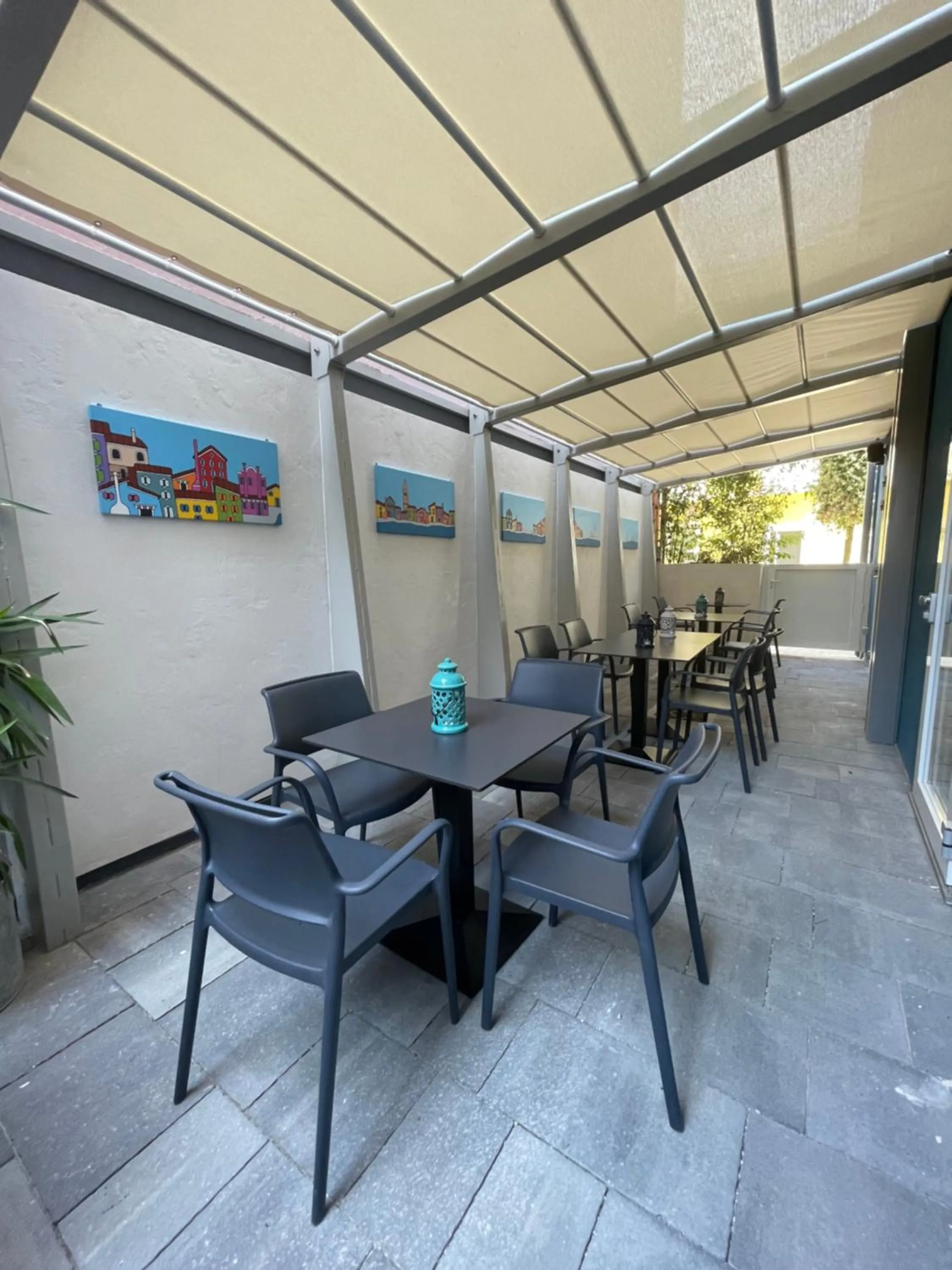 Patio in MAR60 Apartments