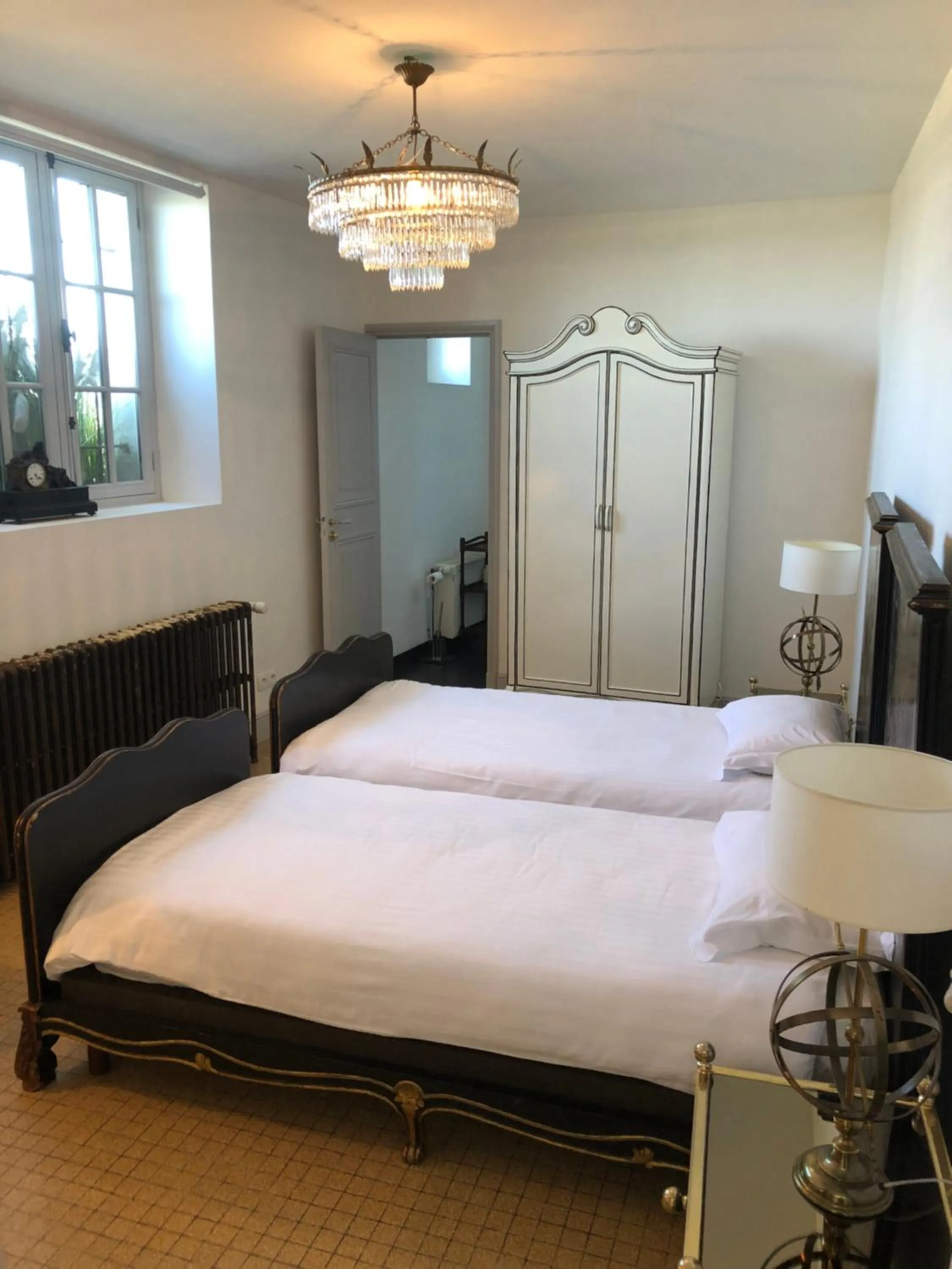 Property building, Bed in Chateau De La Goujonnerie