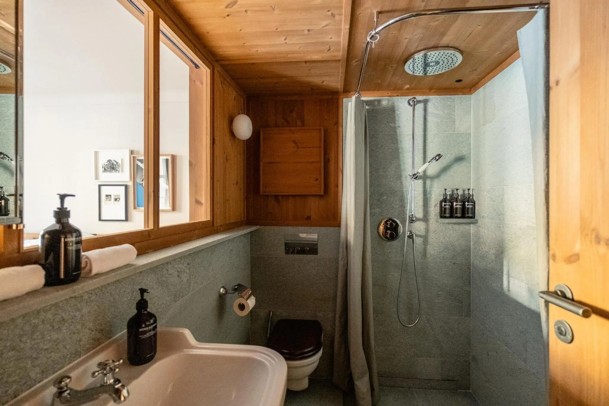 Photo of the whole room in Grand Hotel Belvedere, a Beaumier Hotel