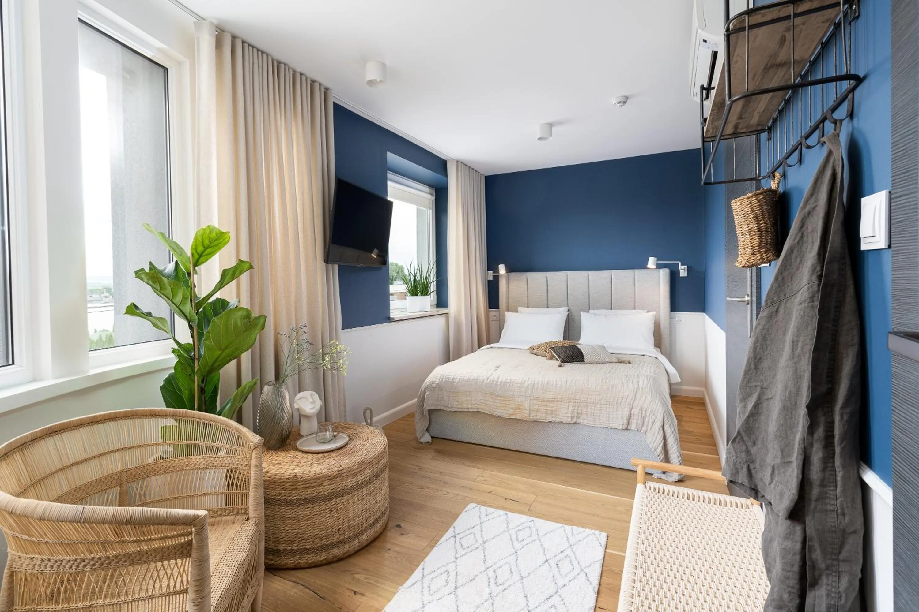 Photo of the whole room, Bed in Boutique Hotel RABBIT HOLE