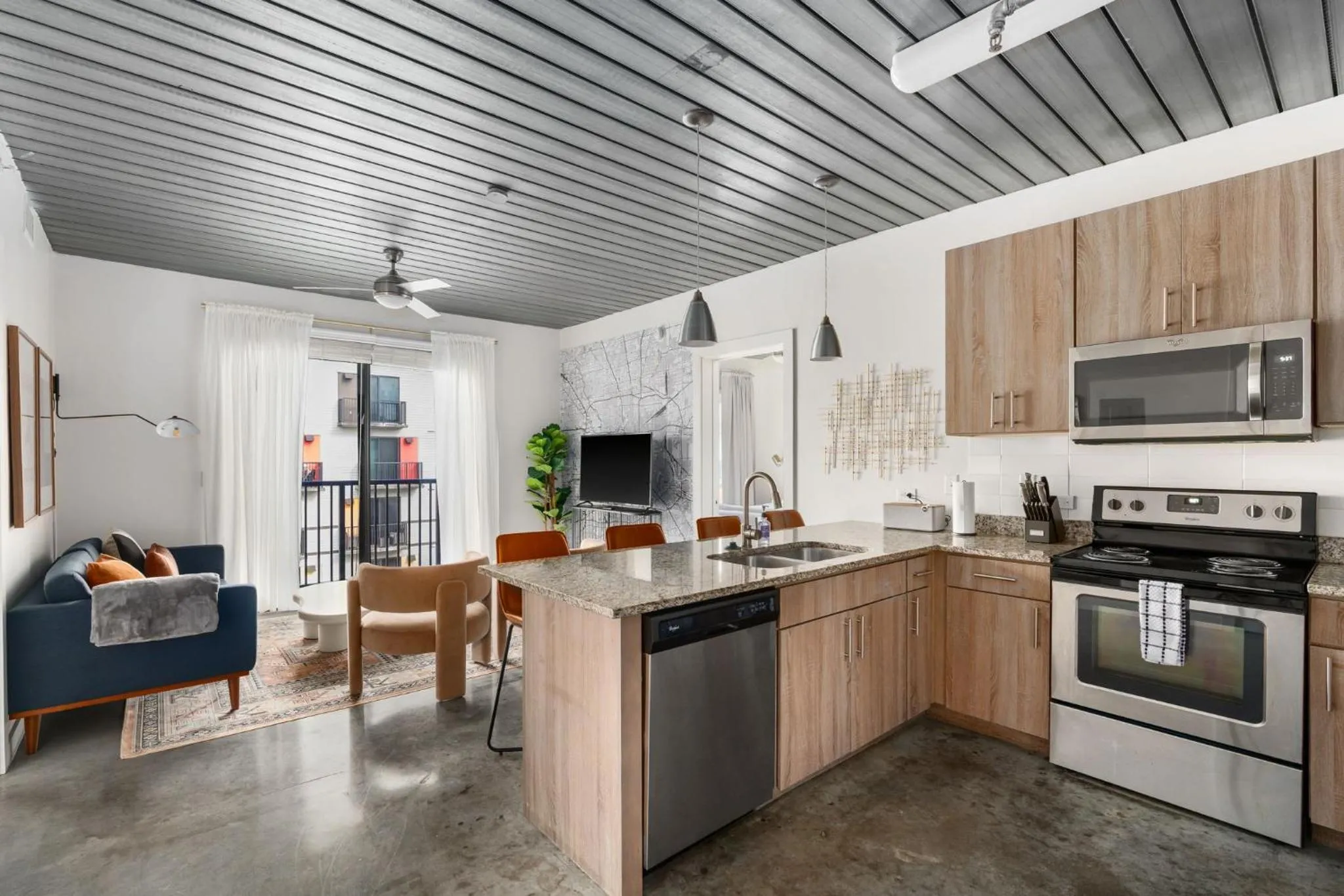 Living room in Lodgeur Midtown, Houston - close to Downtown & Texas Medical Center
