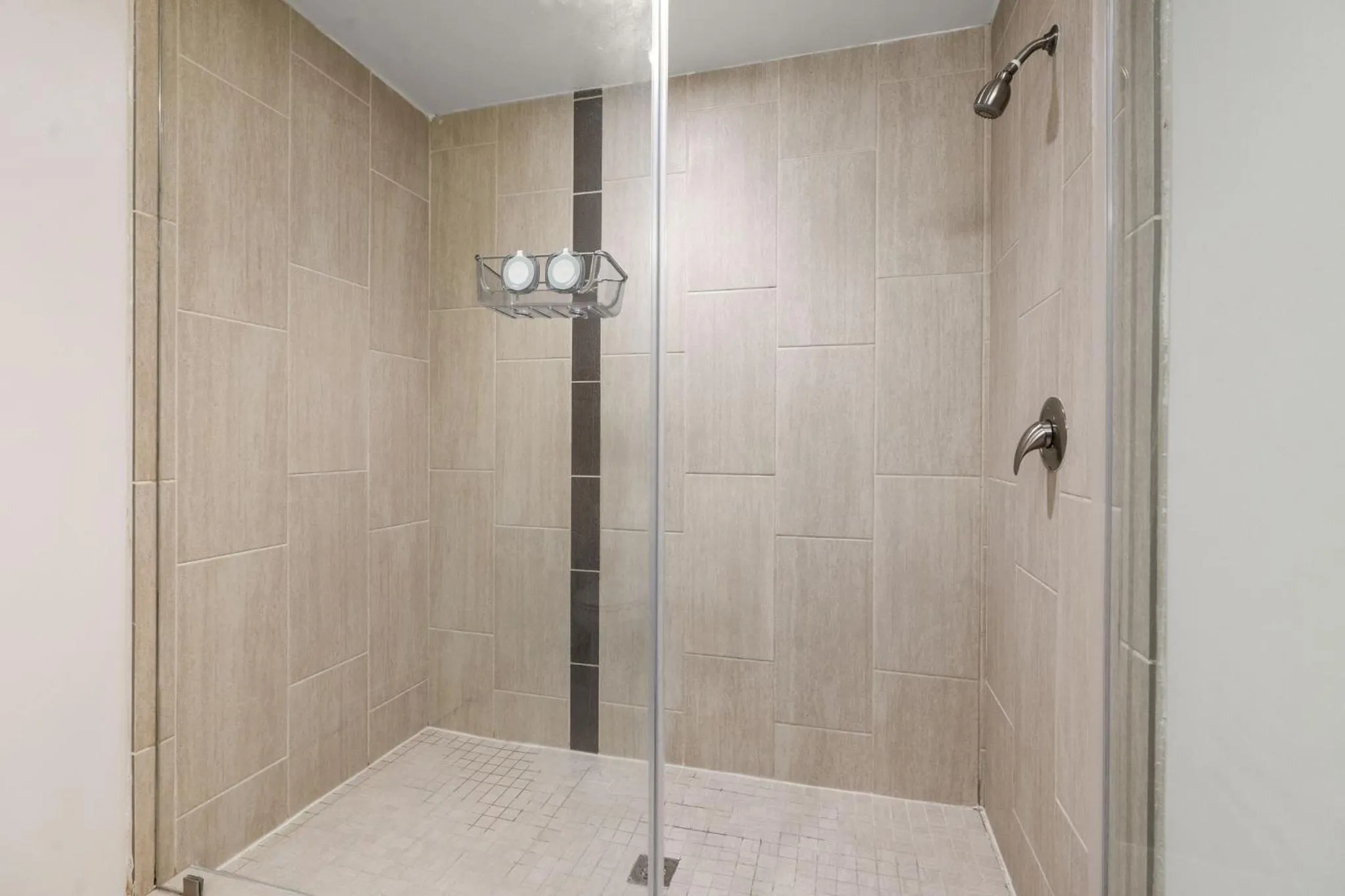 Shower in Lodgeur Midtown, Houston - close to Downtown & Texas Medical Center