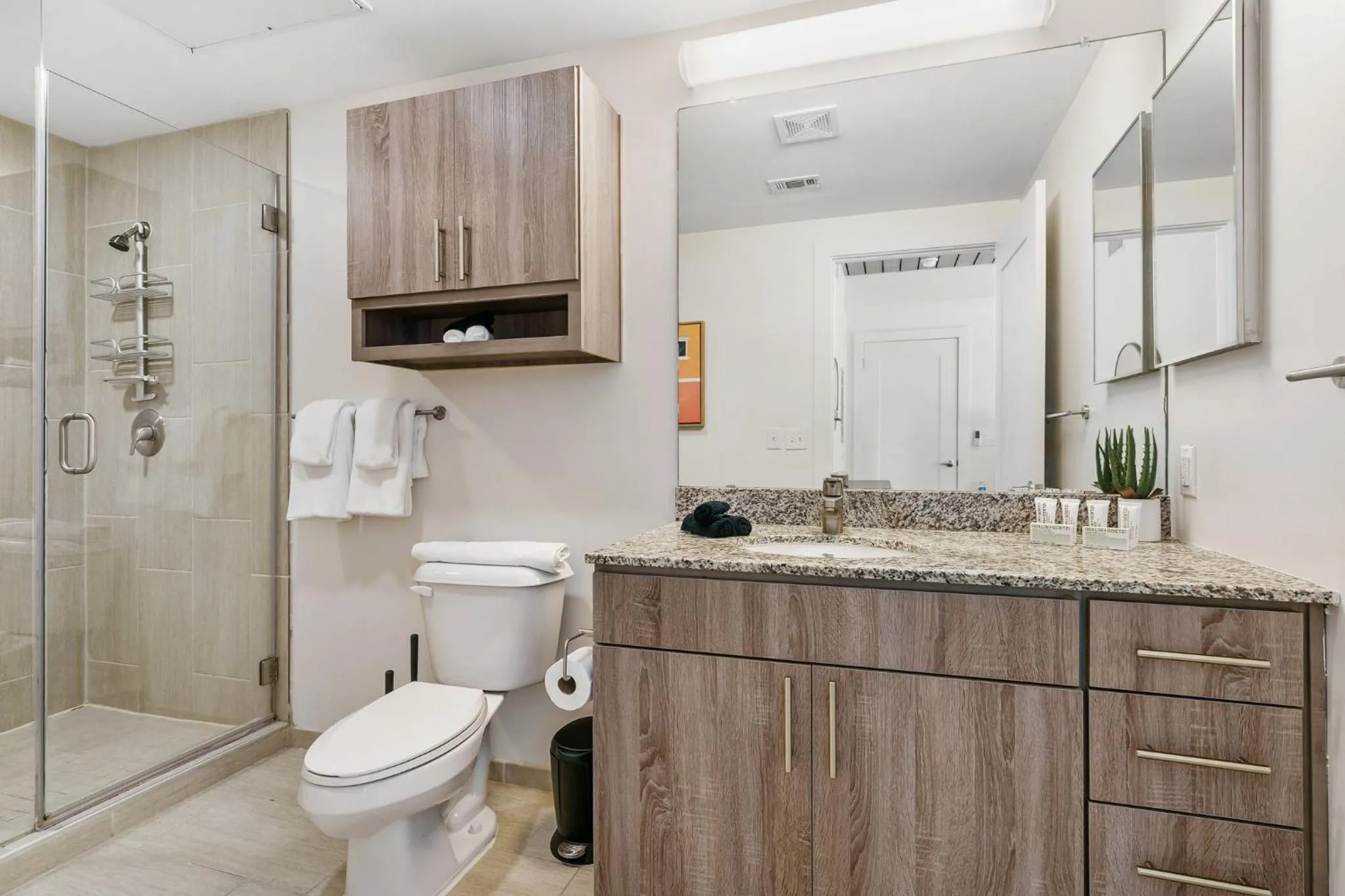 Shower in Lodgeur Midtown, Houston - close to Downtown & Texas Medical Center