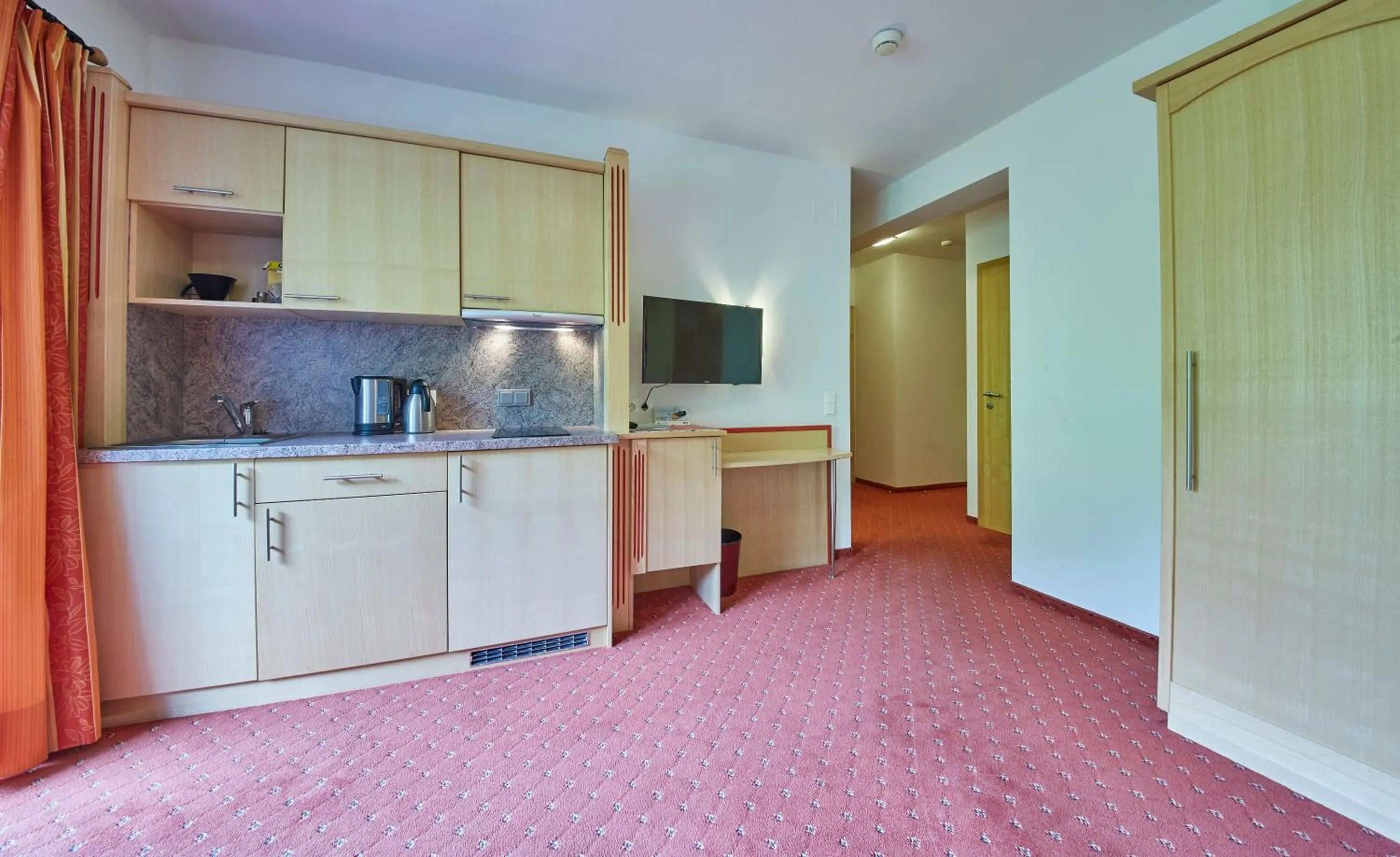 Kitchen or kitchenette in Hotel Gungau