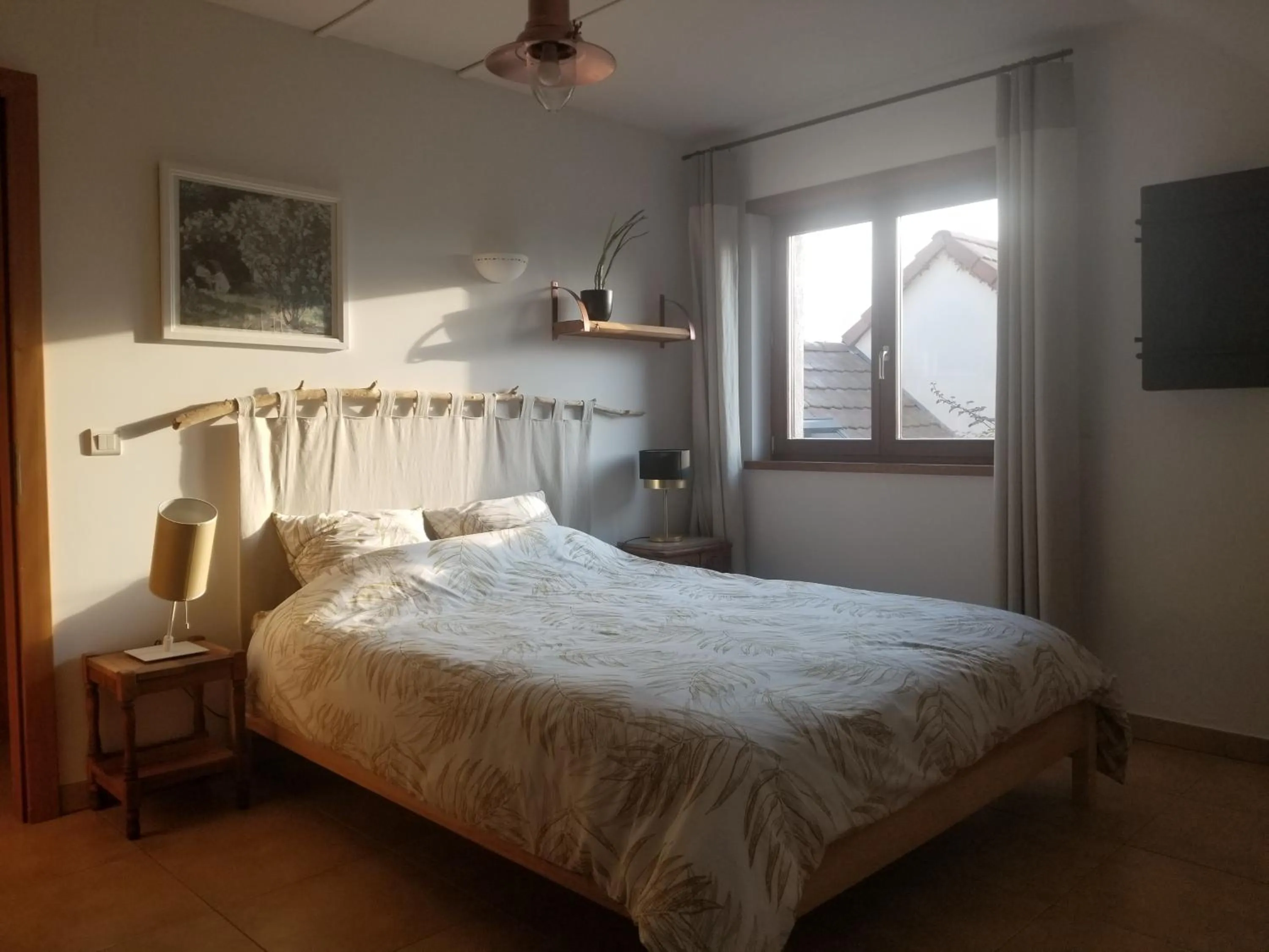 Photo of the whole room, Bed in chambre d'hôtes de charme, un temps en forêt