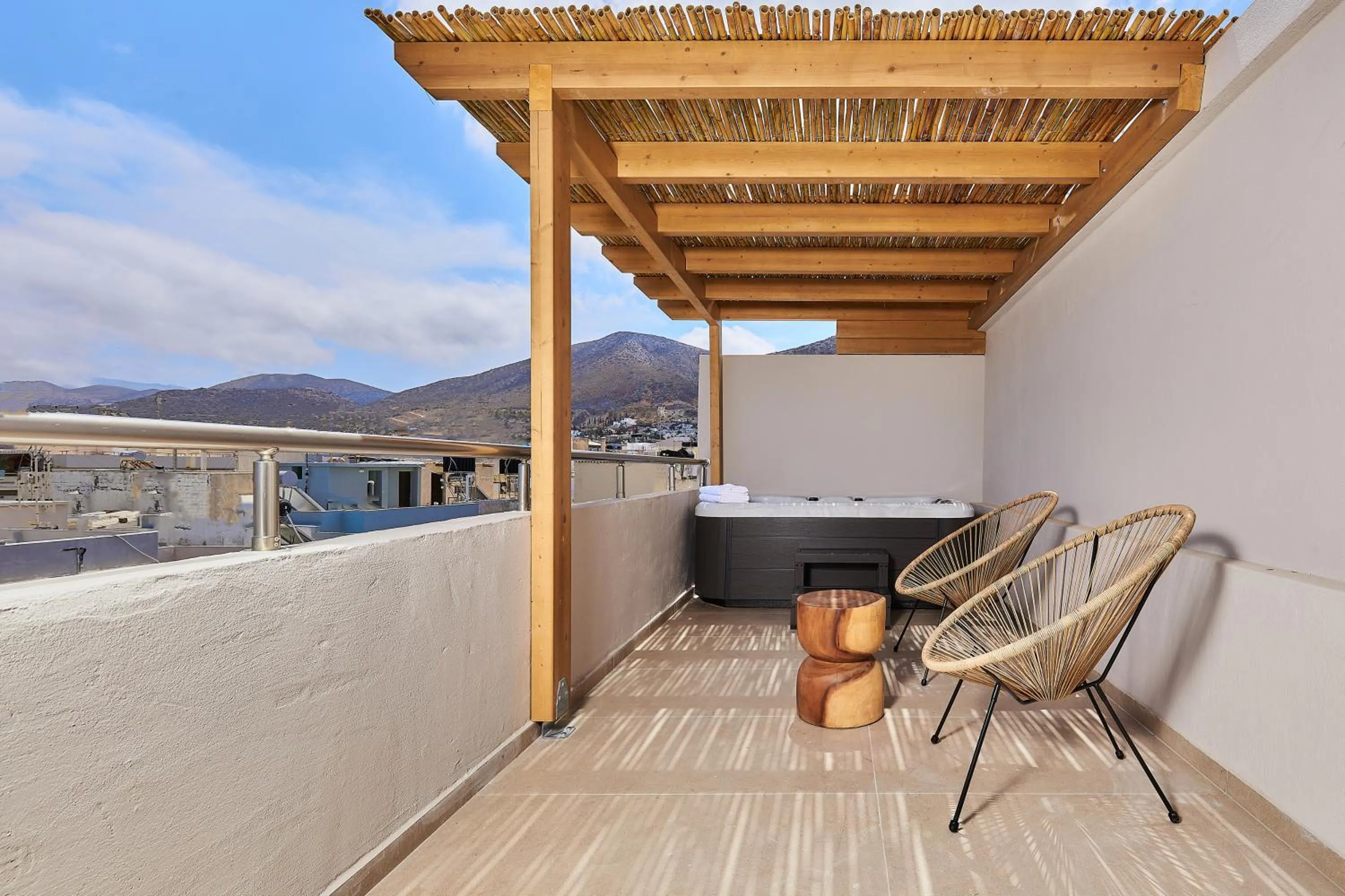 Hot Tub in Memory Hotel