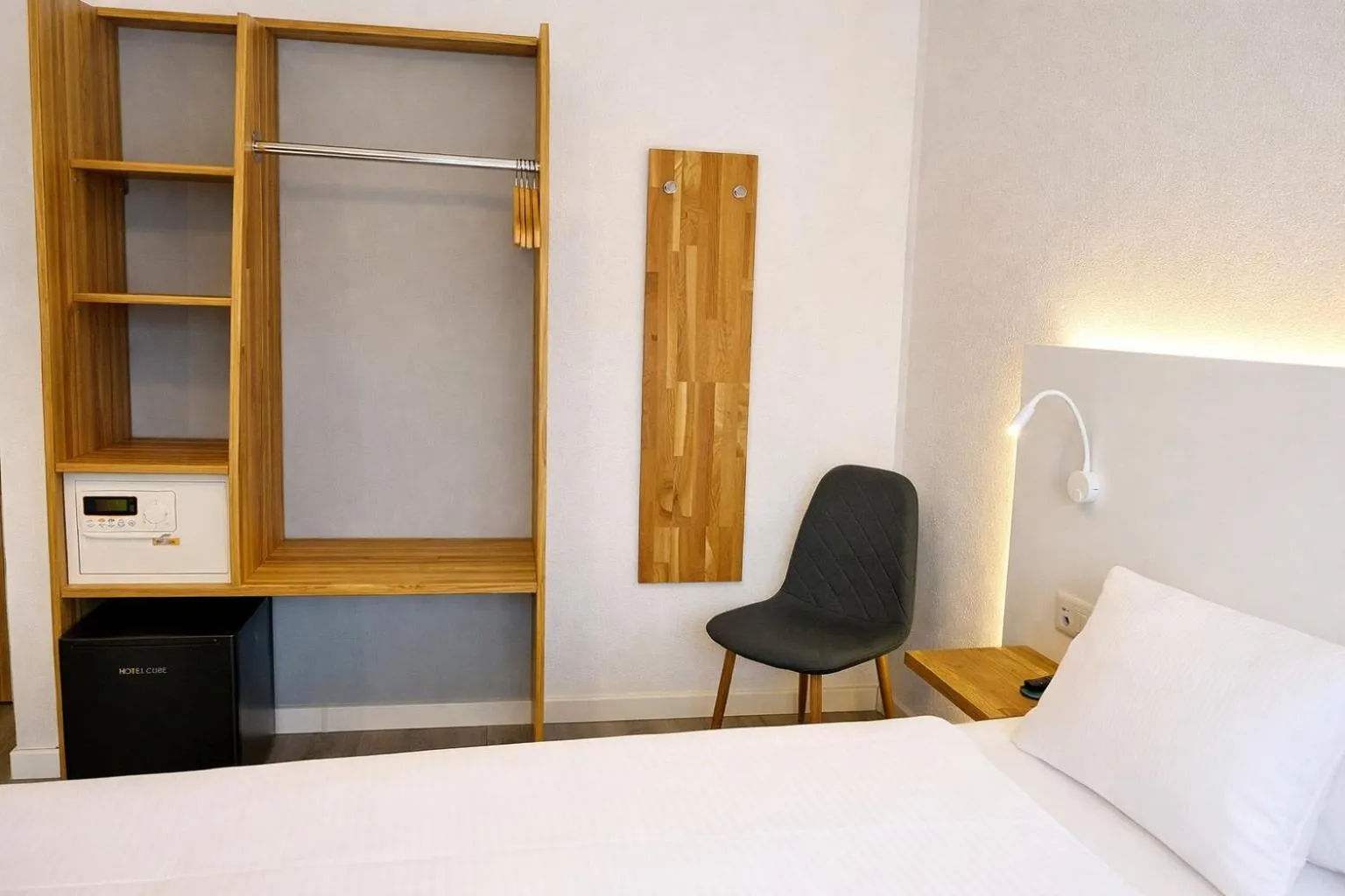Photo of the whole room, Bed in Hotel Drei Könige