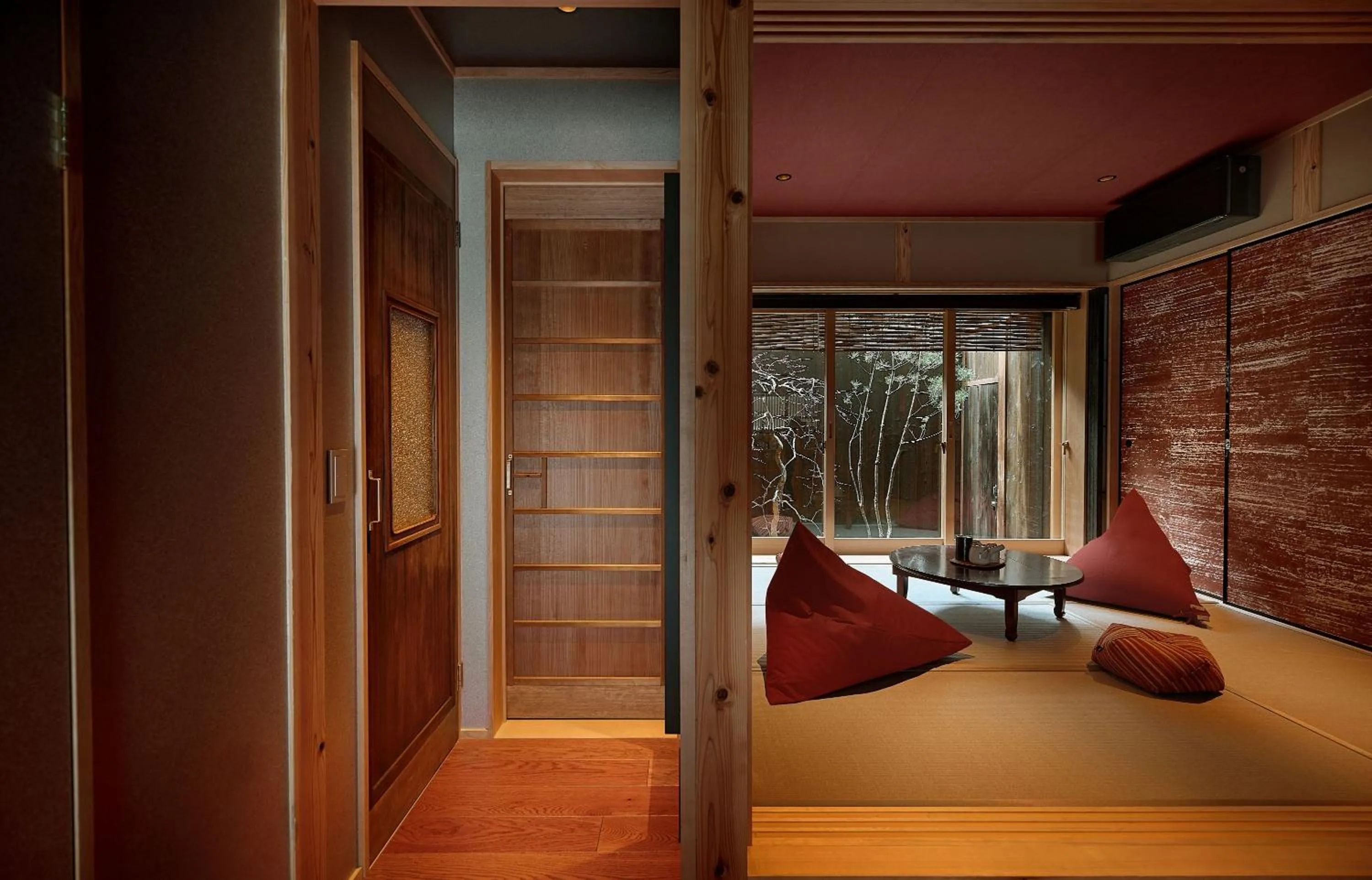 Living room, Bed in Tasokare Machiya House