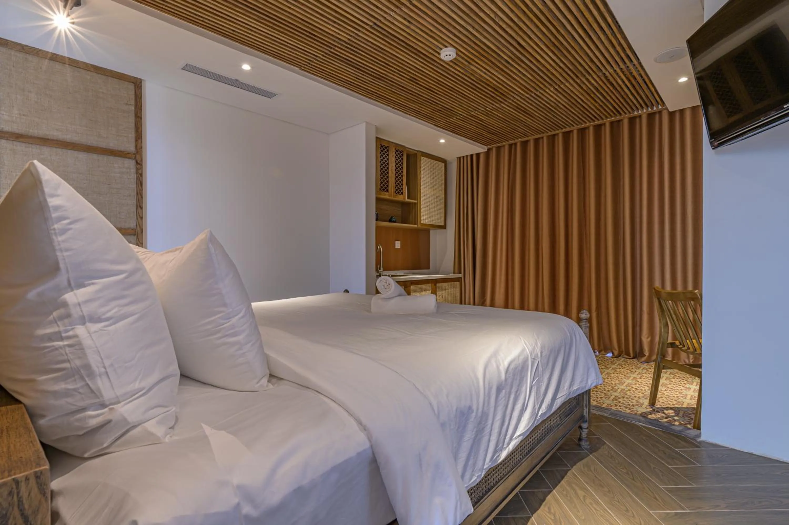 Bed in Le Boutique Danang