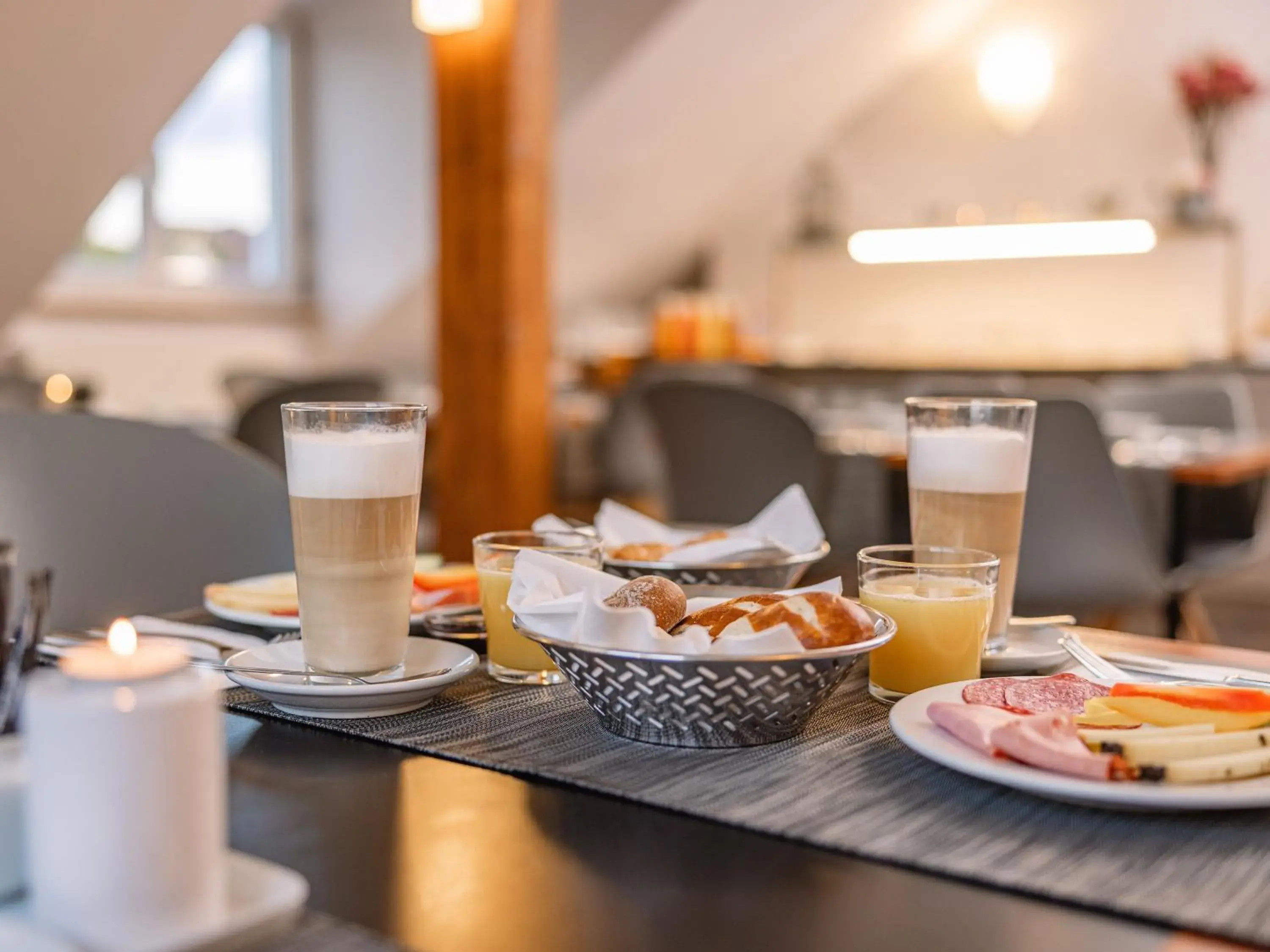 Breakfast in Hotel Spalentor - Ihr sympathisches Stadthotel Breakfast in Hotel Spalentor - Ihr sympathisches Stadthotel