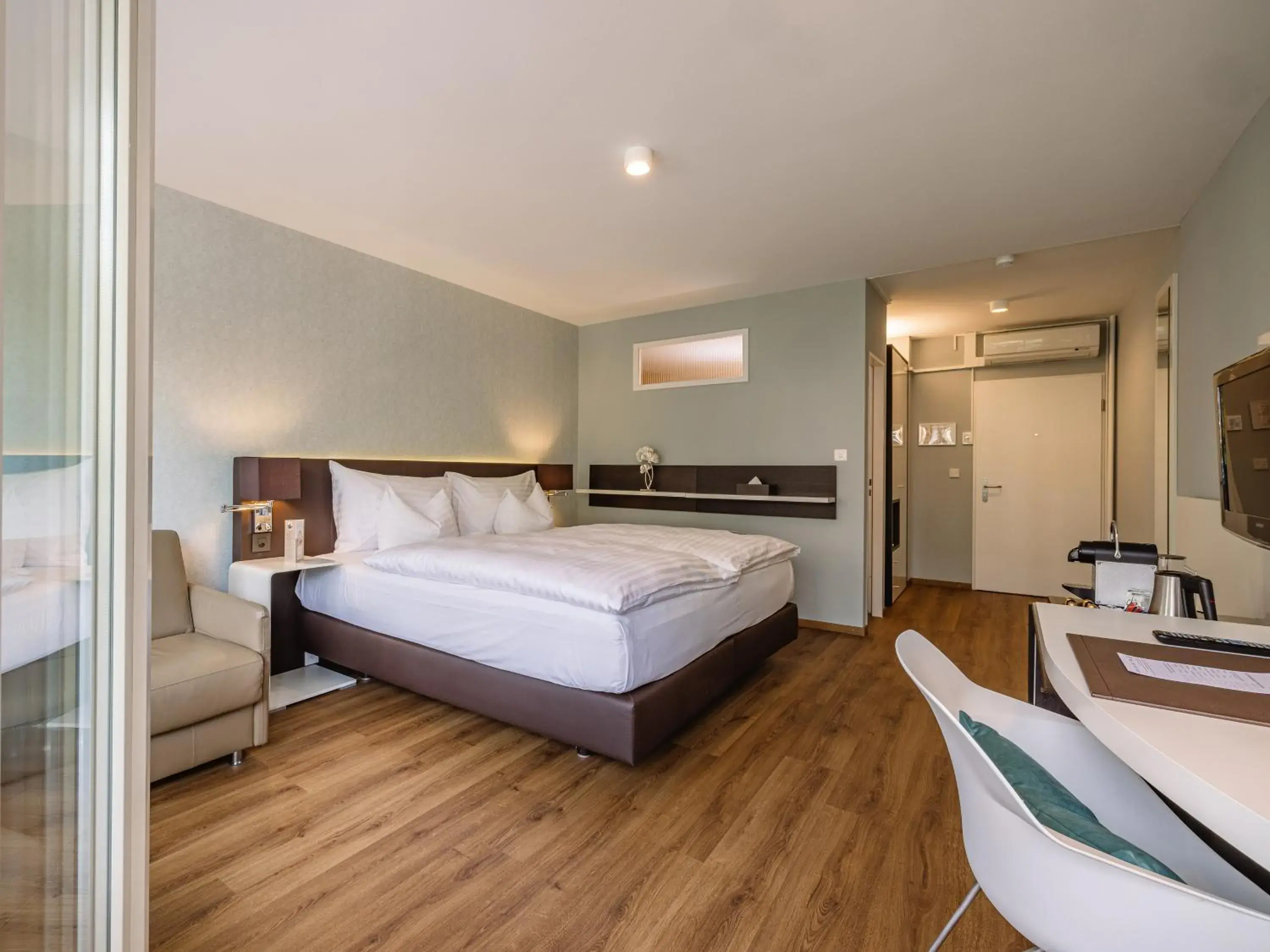 Photo of the whole room, Bed in Hotel Spalentor - Ihr sympathisches Stadthotel Photo of the whole room, Bed in Hotel Spalentor - Ihr sympathisches Stadthotel