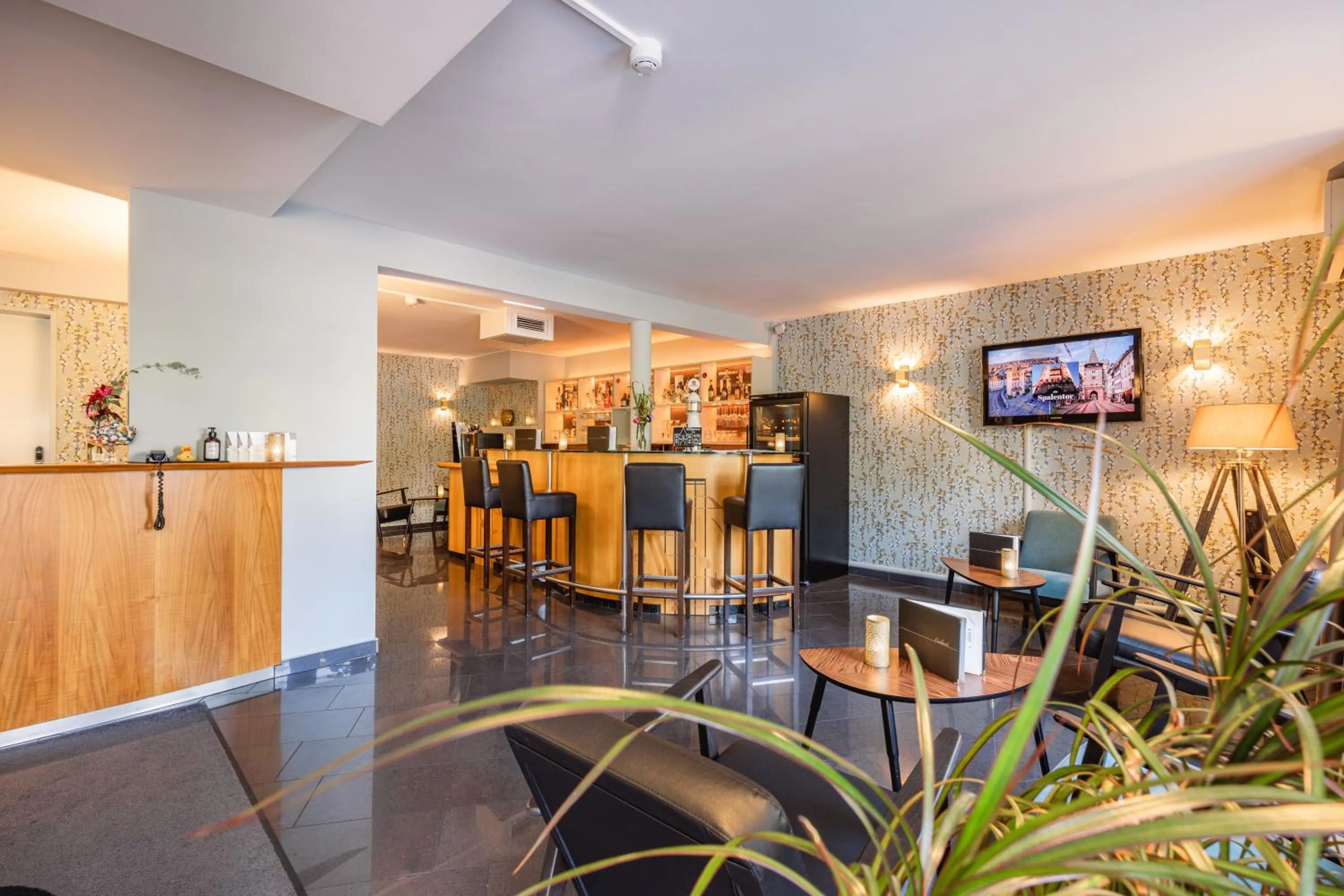 Lobby or reception in Hotel Spalentor - Ihr sympathisches Stadthotel