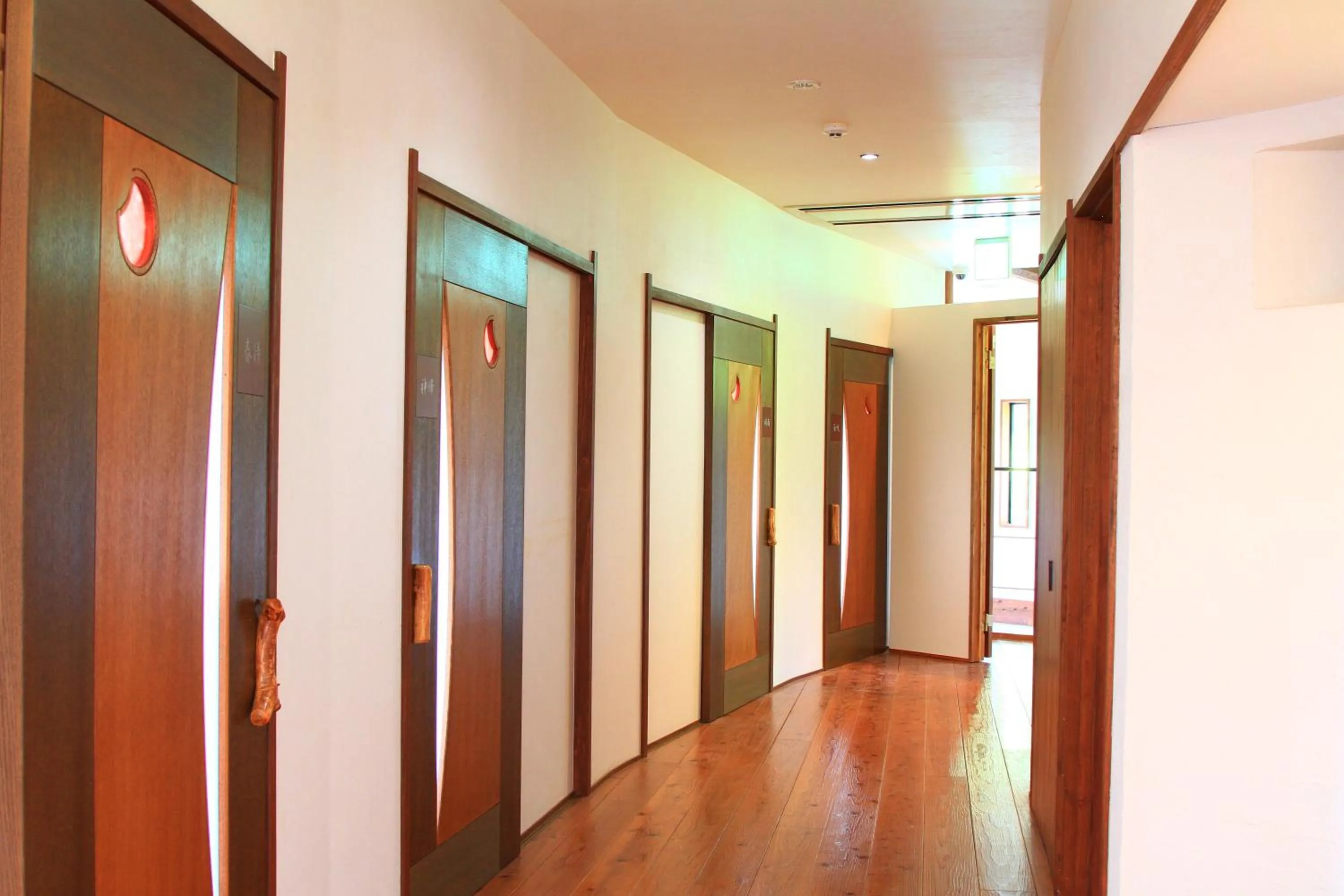 Area and facilities in Tsukitei