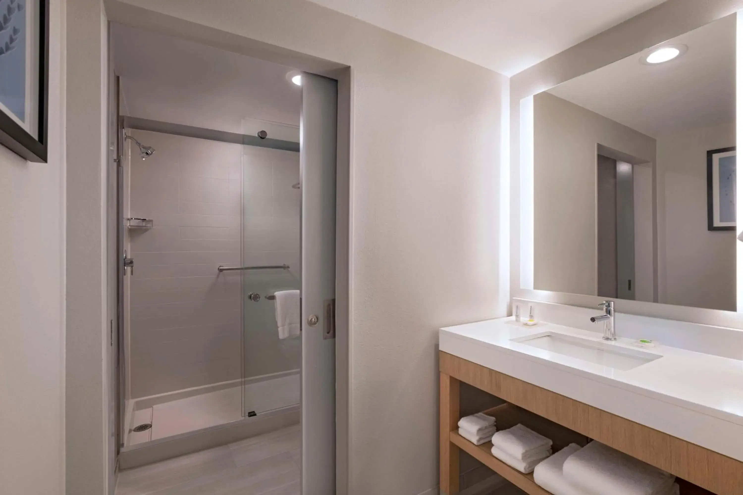 Bathroom in Hyatt Place Austin Lake Travis/Four Points Bathroom in Hyatt Place Austin Lake Travis/Four Points