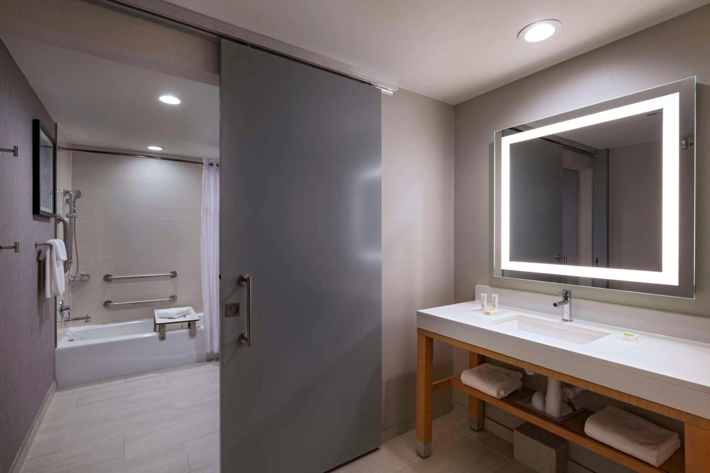 Bathroom in Hyatt Place Austin Lake Travis/Four Points