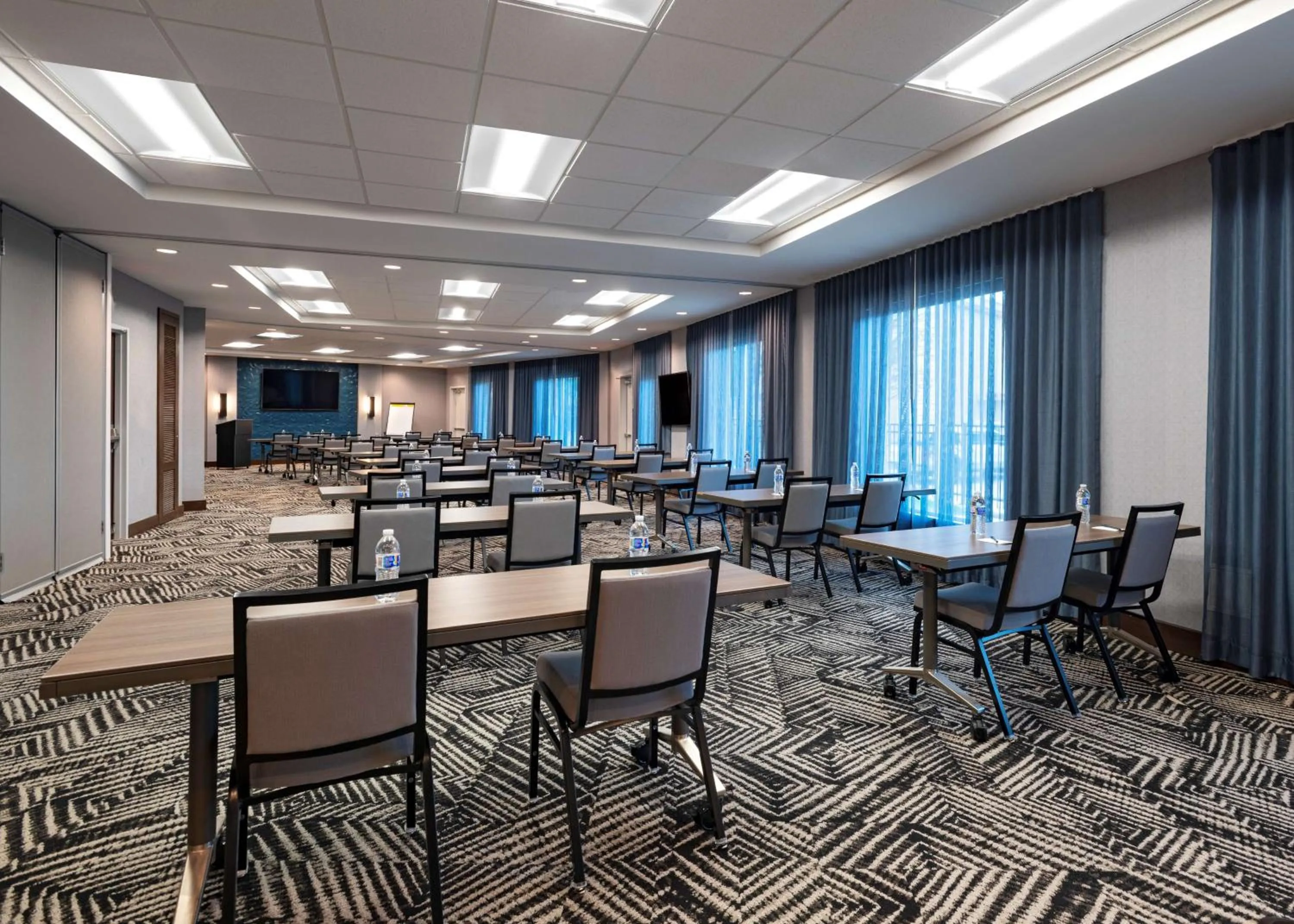 Meeting/conference room in Hyatt Place Austin Lake Travis/Four Points