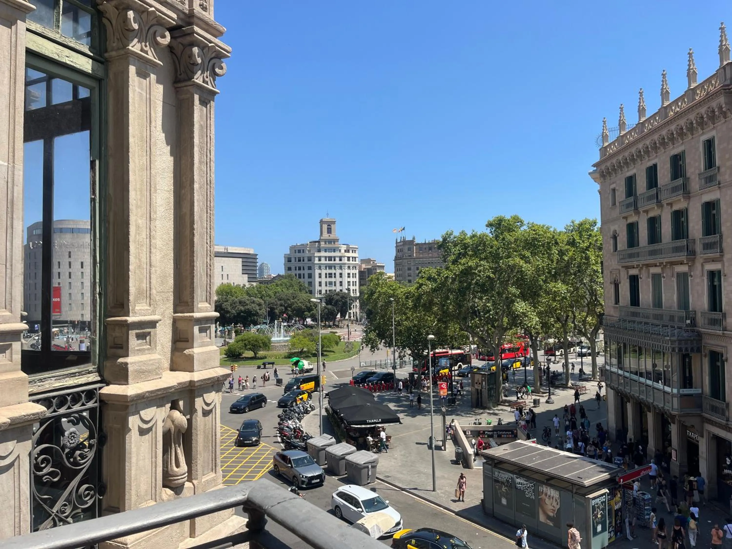 City view in Hotel Ginebra