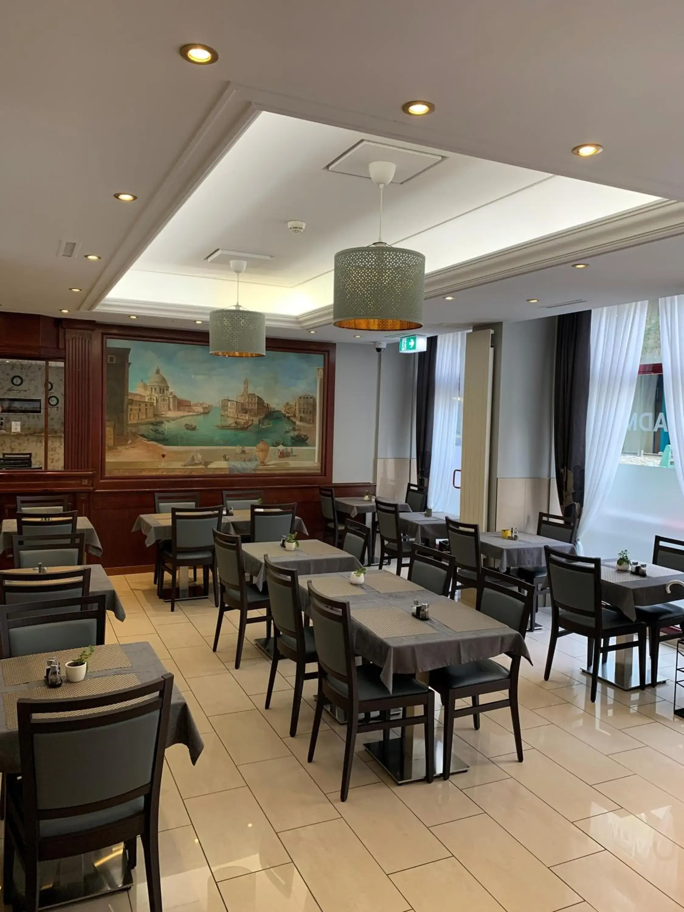 Breakfast in Hotel Admiral Breakfast in Hotel Admiral