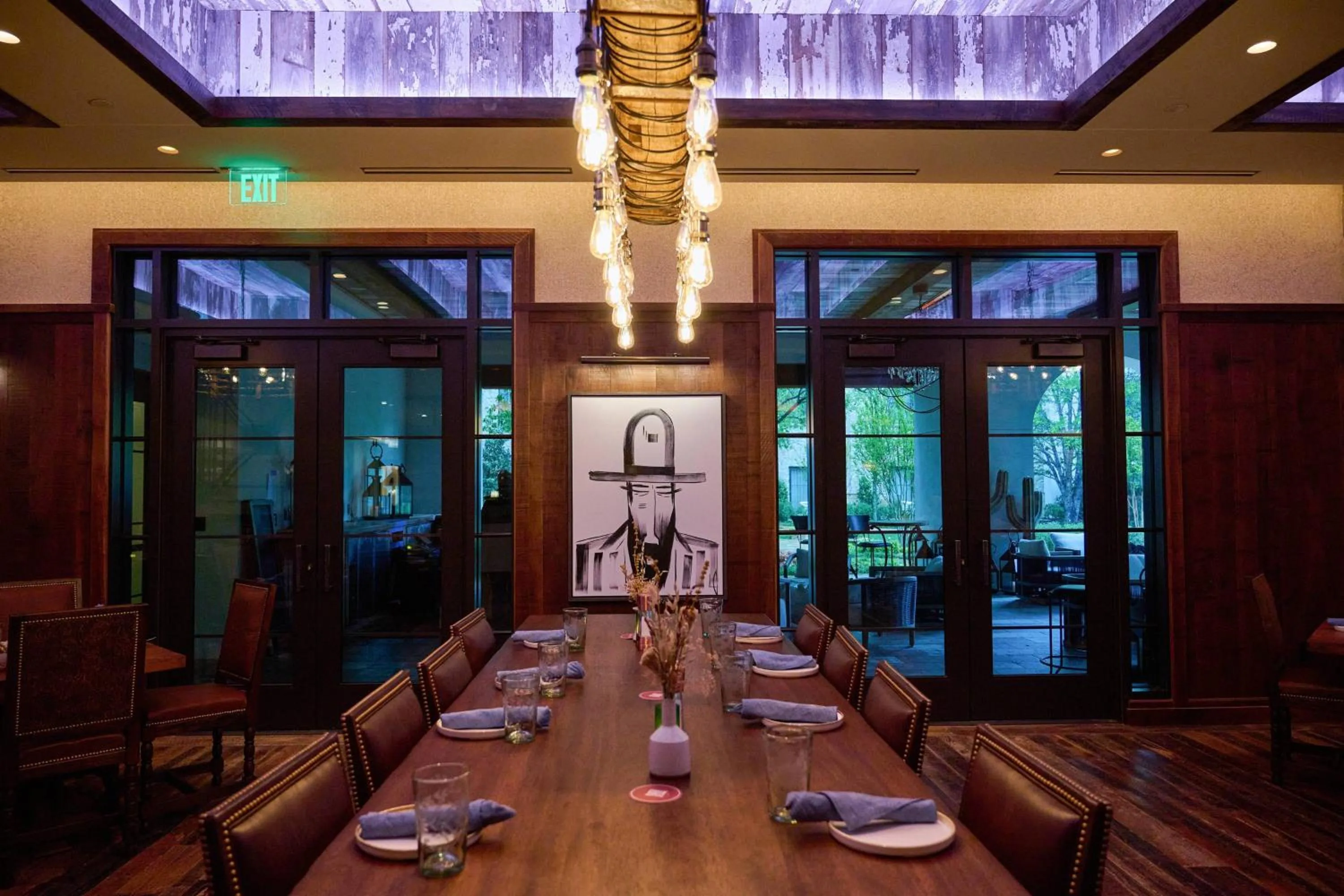 Lounge or bar in Hotel Drover, Autograph Collection