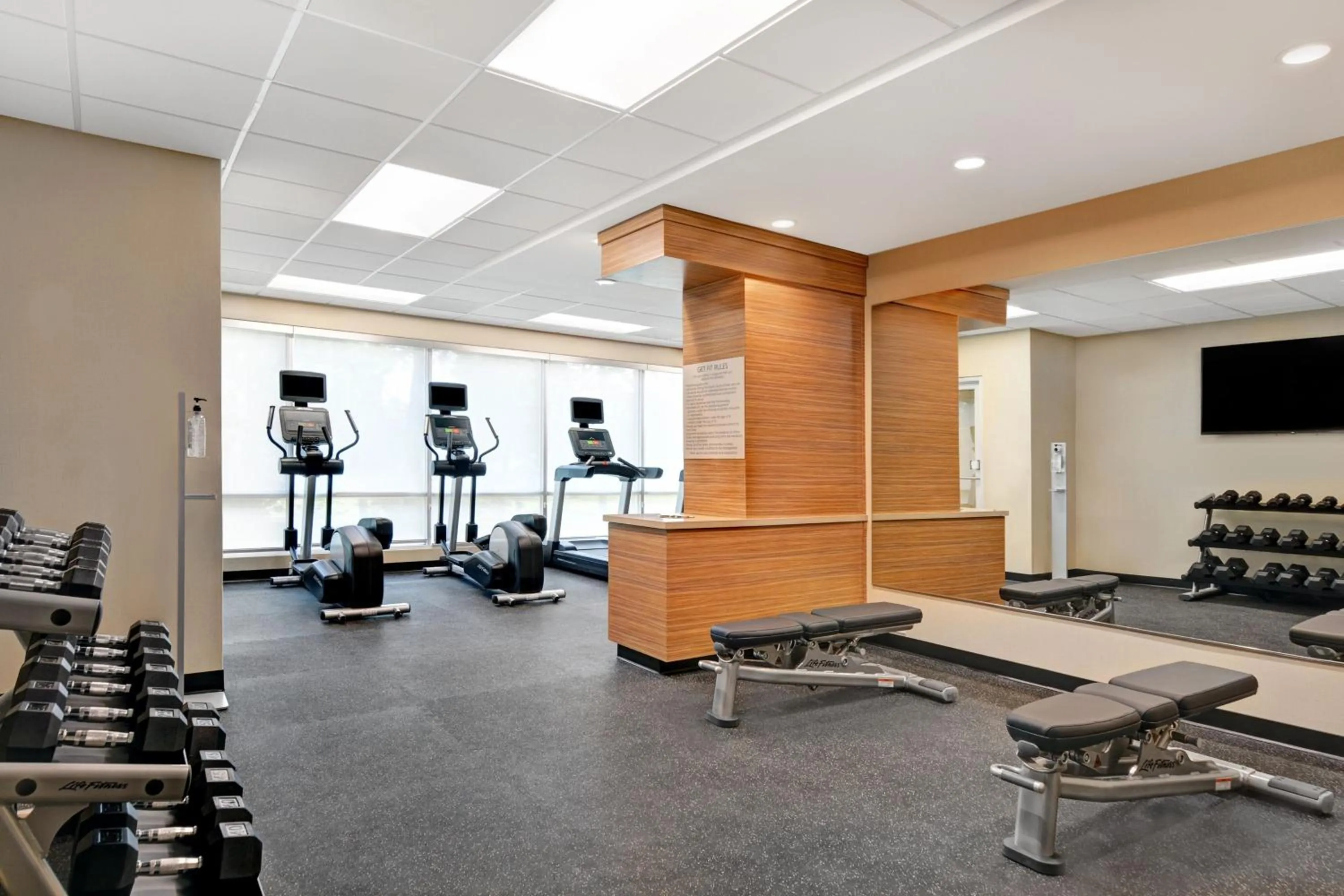 Fitness centre/facilities in TownePlace Suites by Marriott Jacksonville East