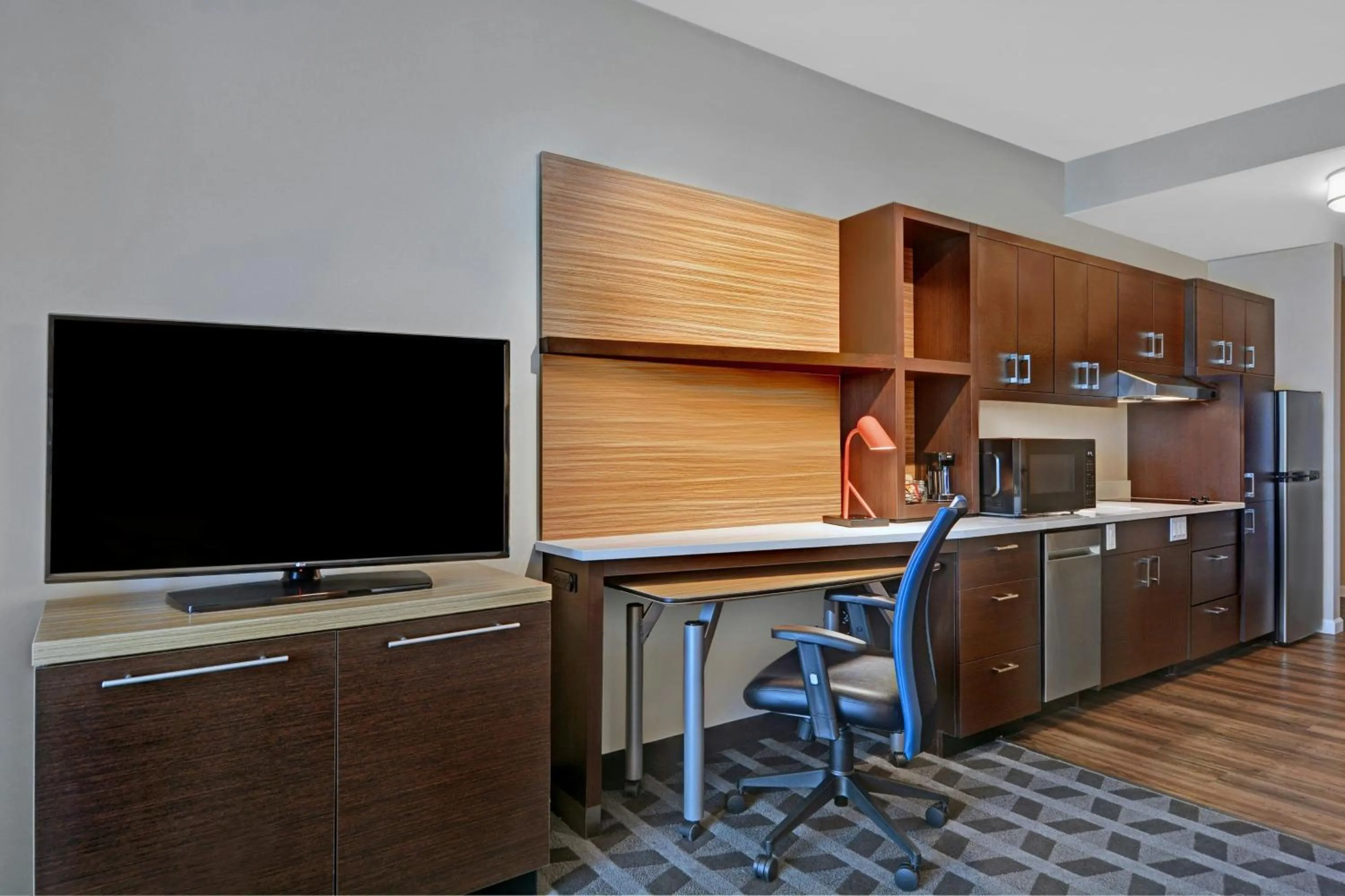 Kitchen or kitchenette in TownePlace Suites by Marriott Jacksonville East