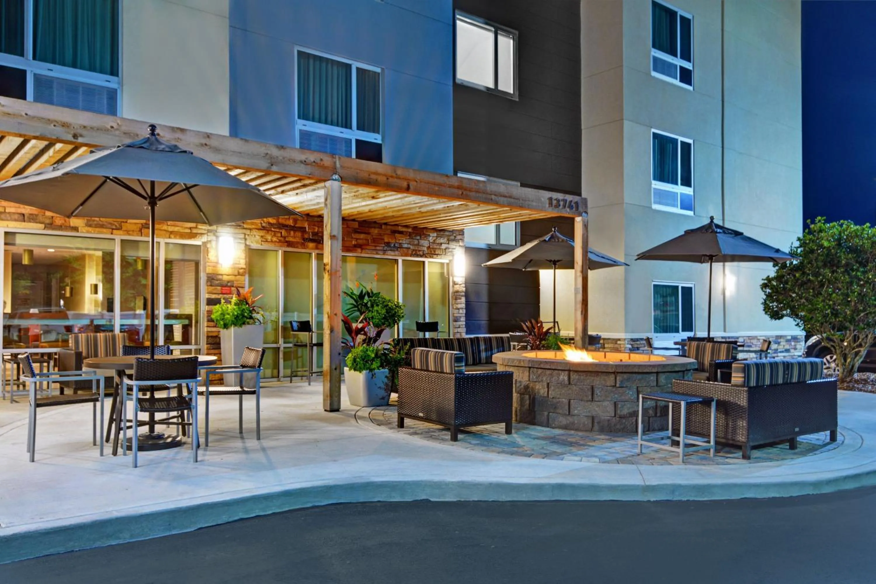 Lounge or bar in TownePlace Suites by Marriott Jacksonville East
