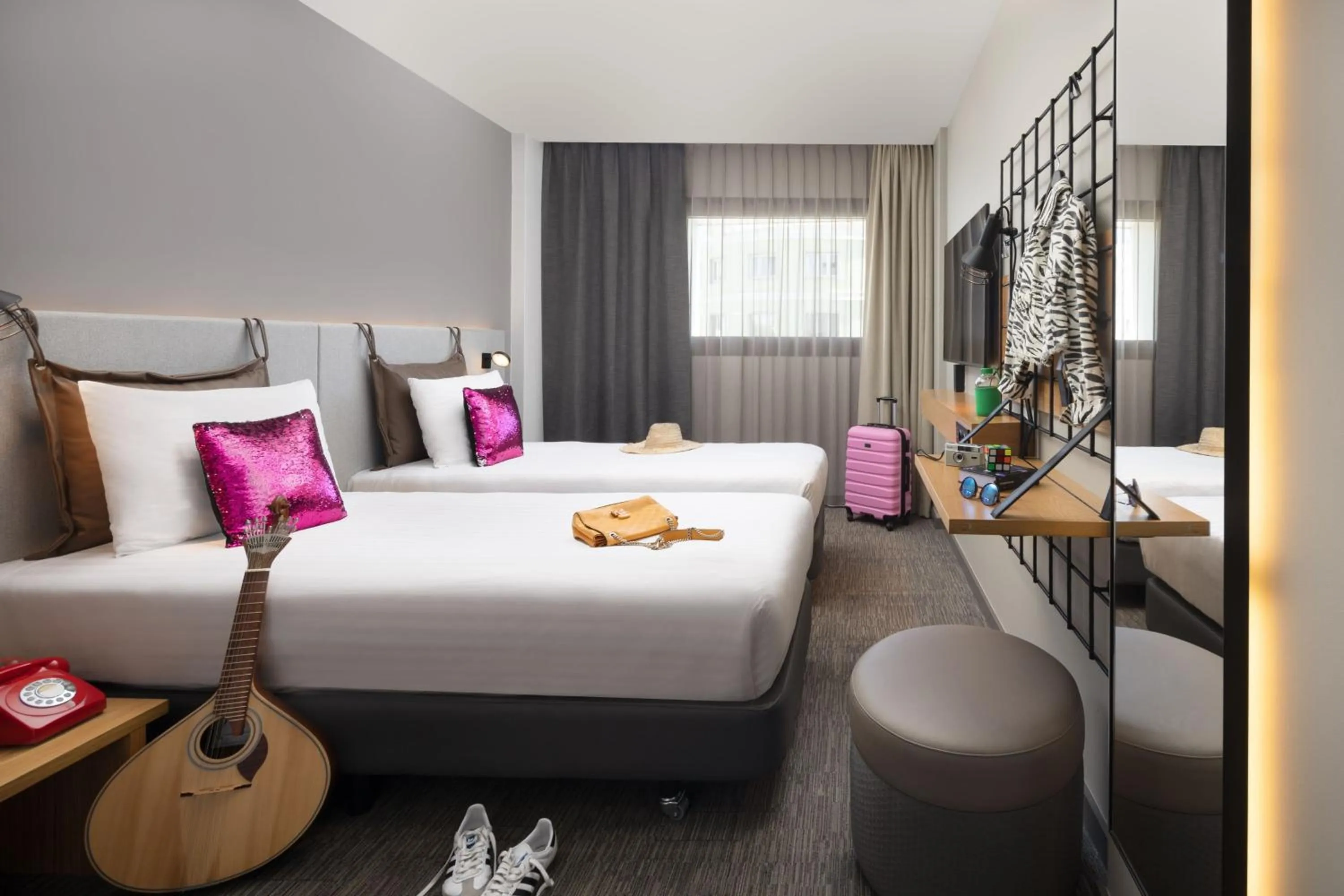 Photo of the whole room, Bed in Moxy Lisbon City