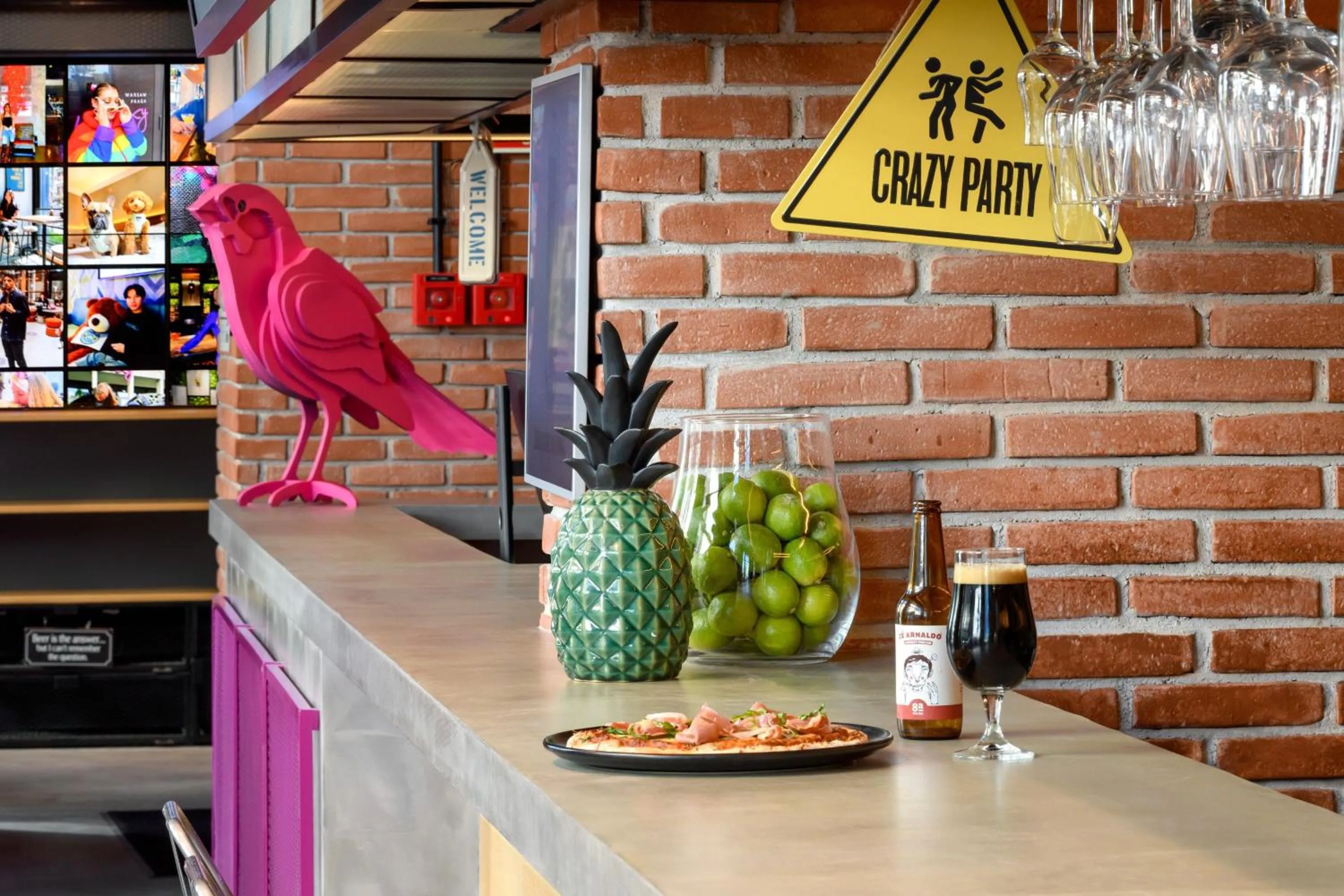 Lounge or bar in Moxy Lisbon City